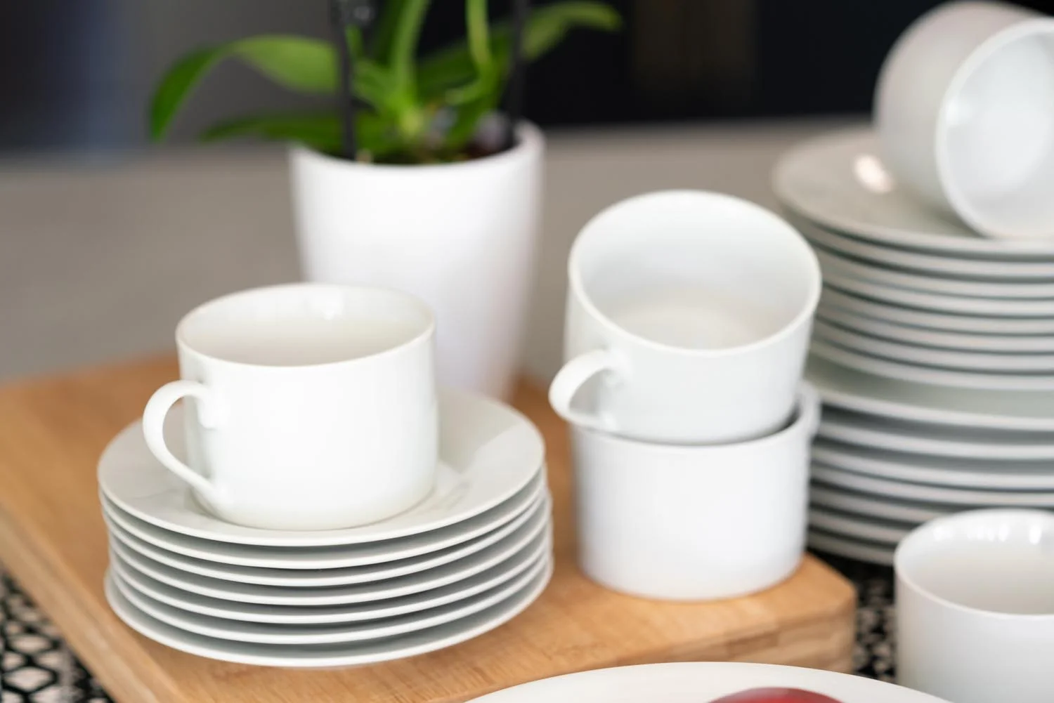 10 Strawberry Street Simply White Square 45-Piece Entertaining Dinnerware Set