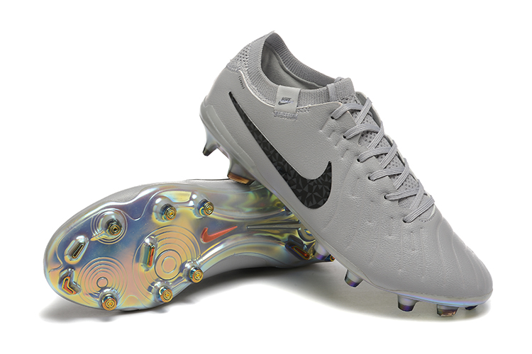 Tiempo Legend 10 Elite FG Football Shoes