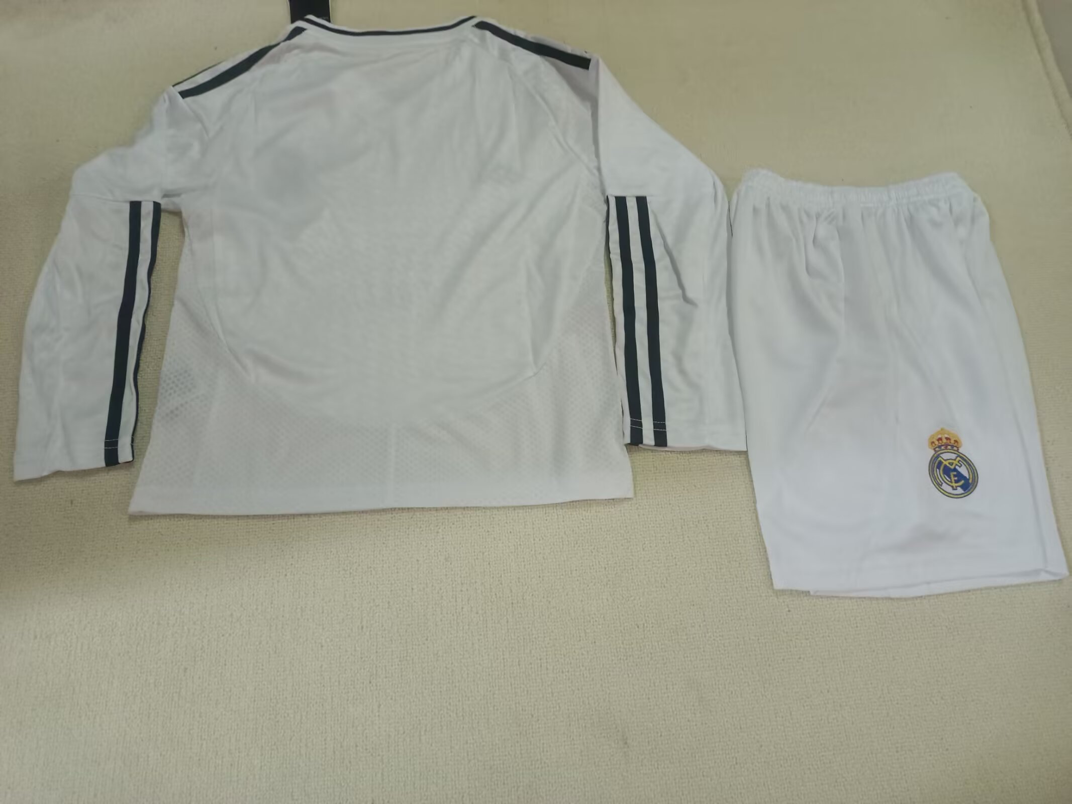 2024/25 Real Madrid Home Long Sleeve Jersey - Kids Set