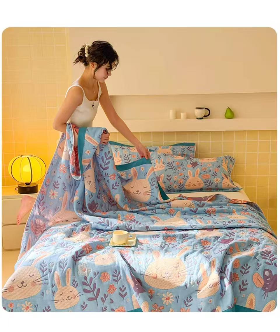 BEDDING SETS