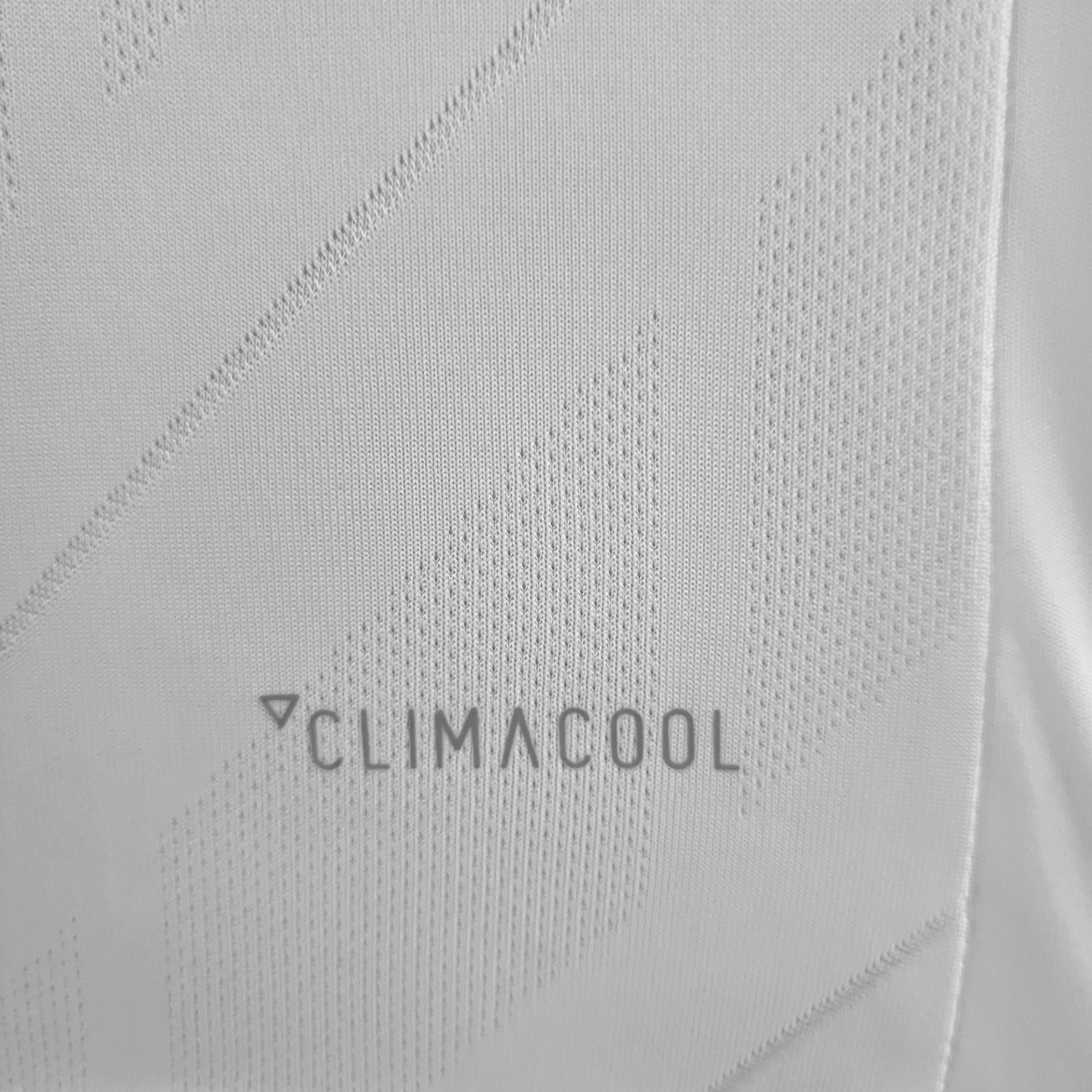 2017/2018 Retro Real Madrid Home - Fans Edition