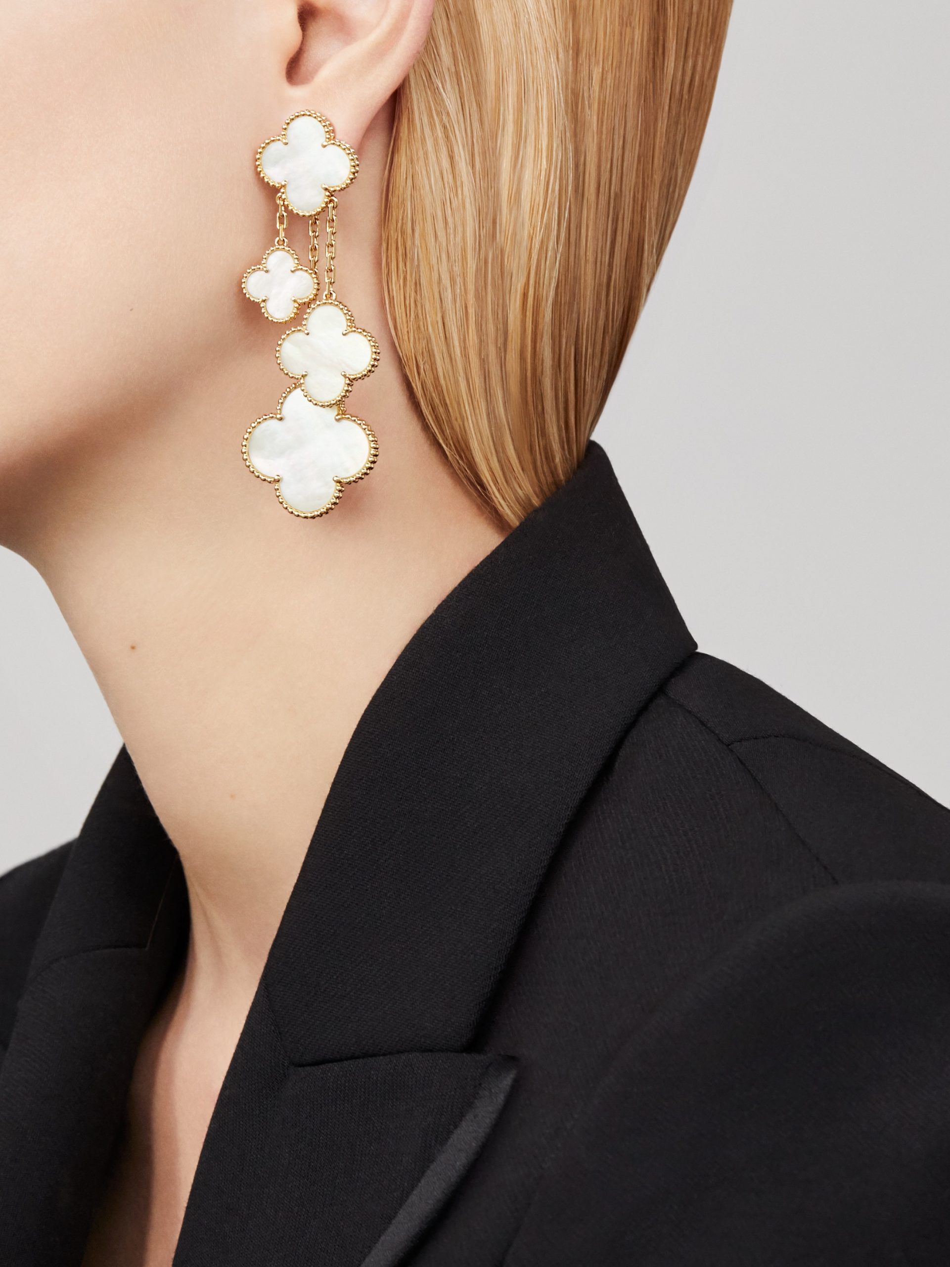 Magic Alhambra earrings, 2 motifs