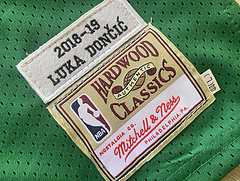 Dallas Mavericks  Doncic 77 Green MN