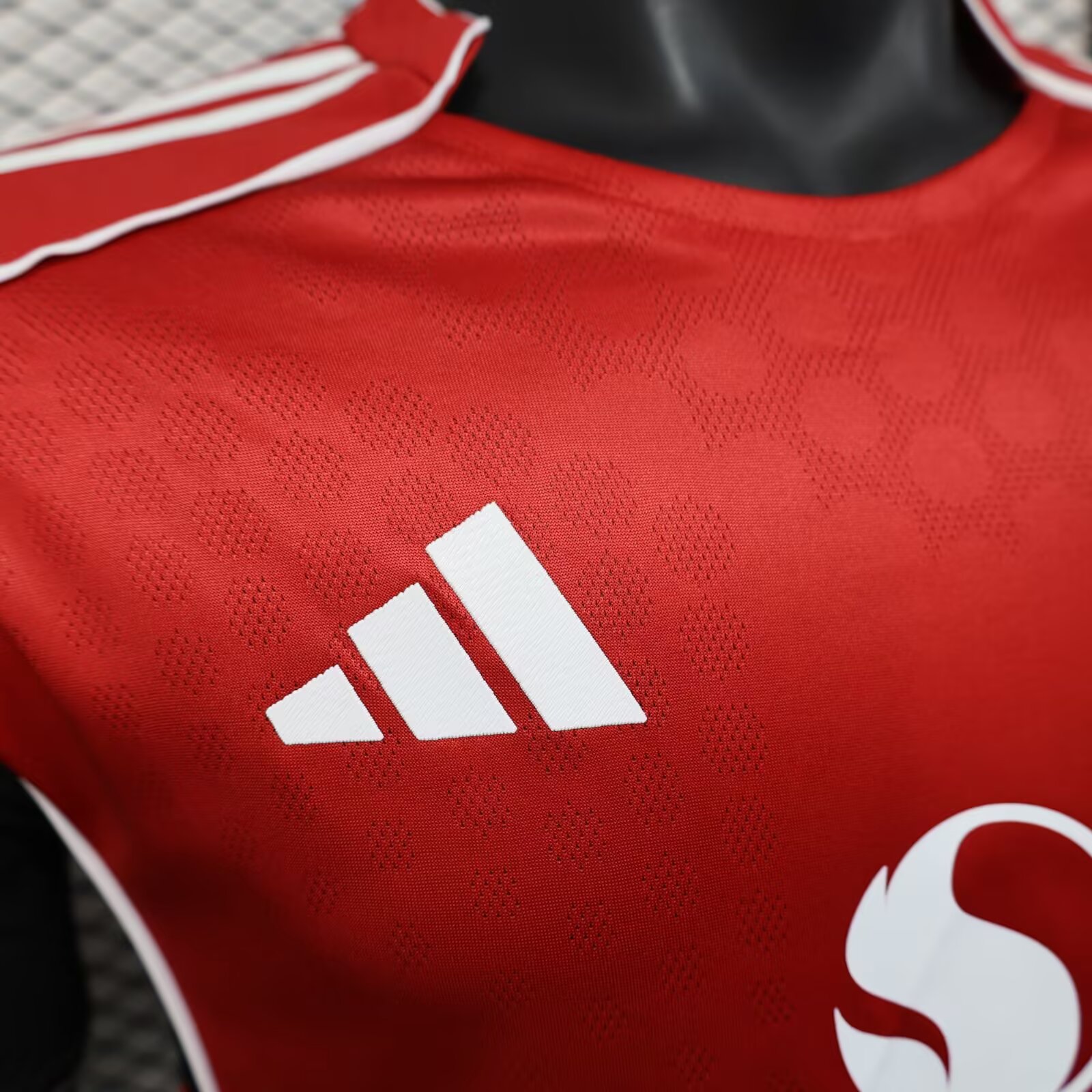 2025/2026 Player Version Manchester United Home Football Shirt 1:1 Thai Quality