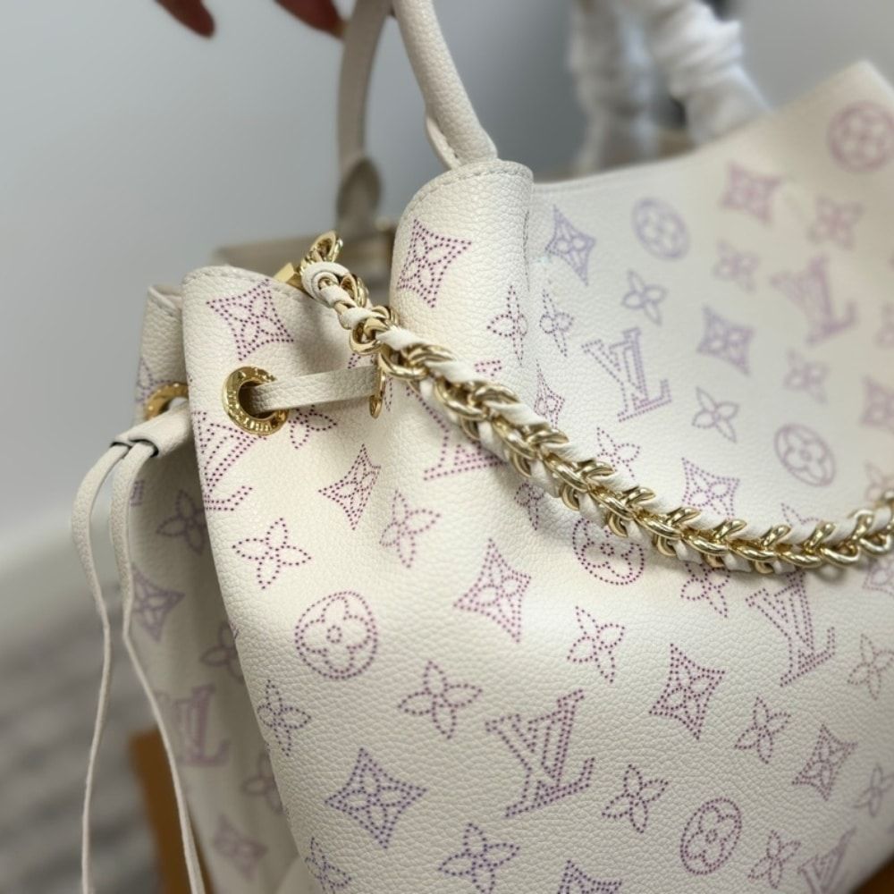 Louis Vuitton Bella Tote Dream Cream 12.6 Inches M15116