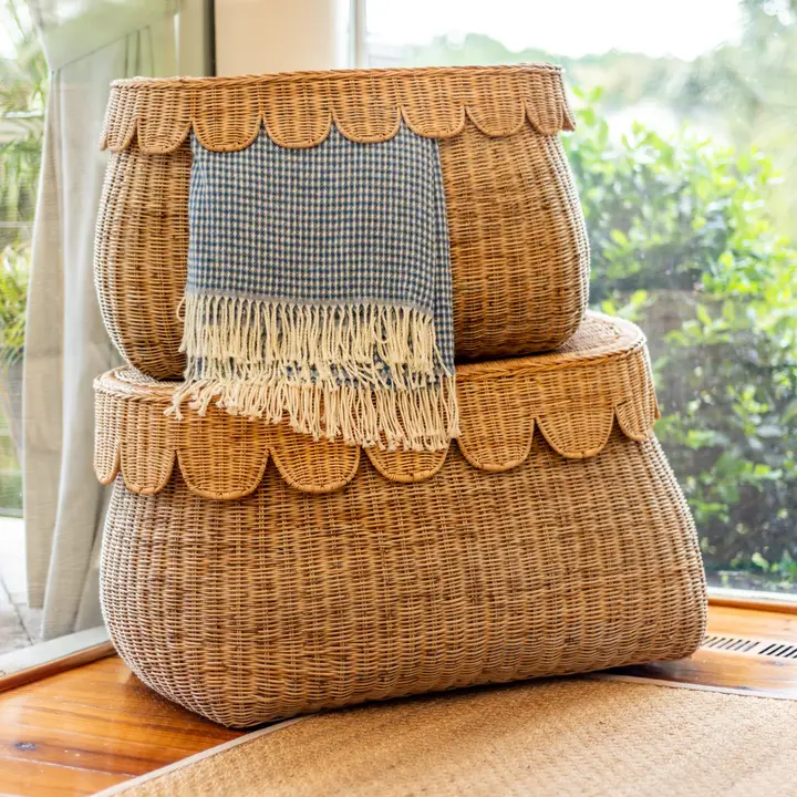 Scalloped Rattan Basket - Medium