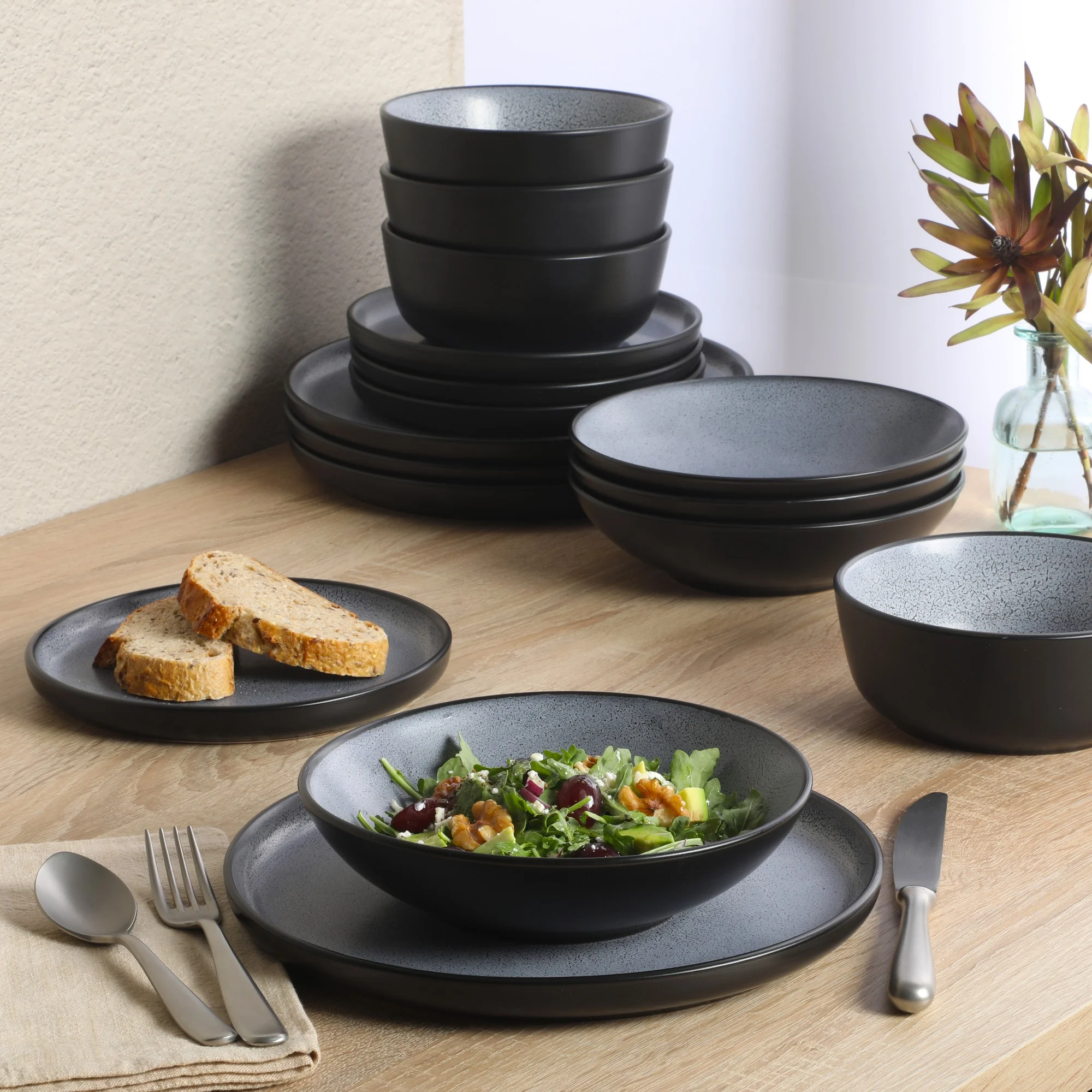 Gibson Elite Tribeca Loft 16-Piece Dinnerware Set - Service for 4 - Matte Blue