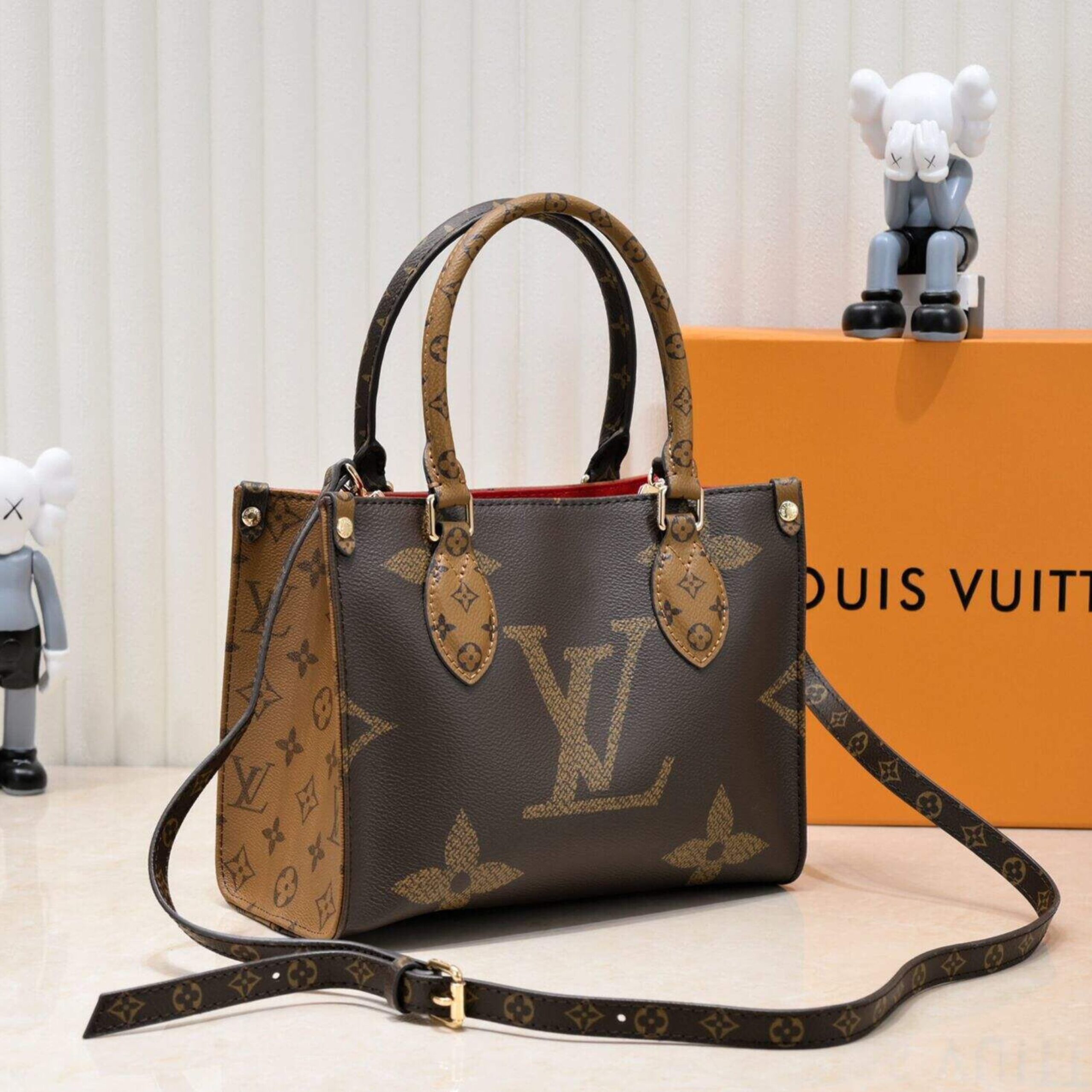 Louis Vuitton Onthego PM Brown 9.8 Inches M46373