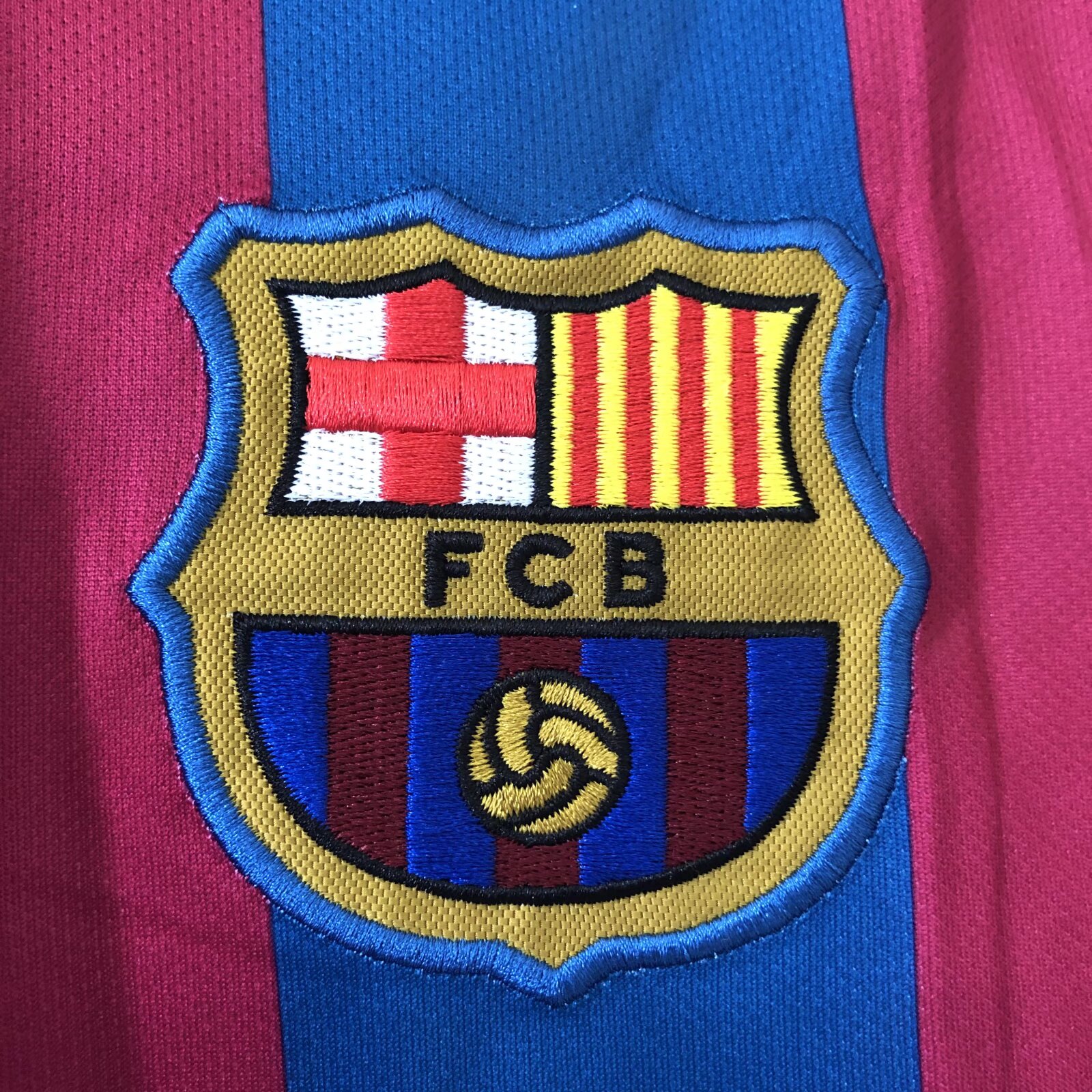 2005/2006 Barcelona Retro League Version Home Jersey - Fans Edition