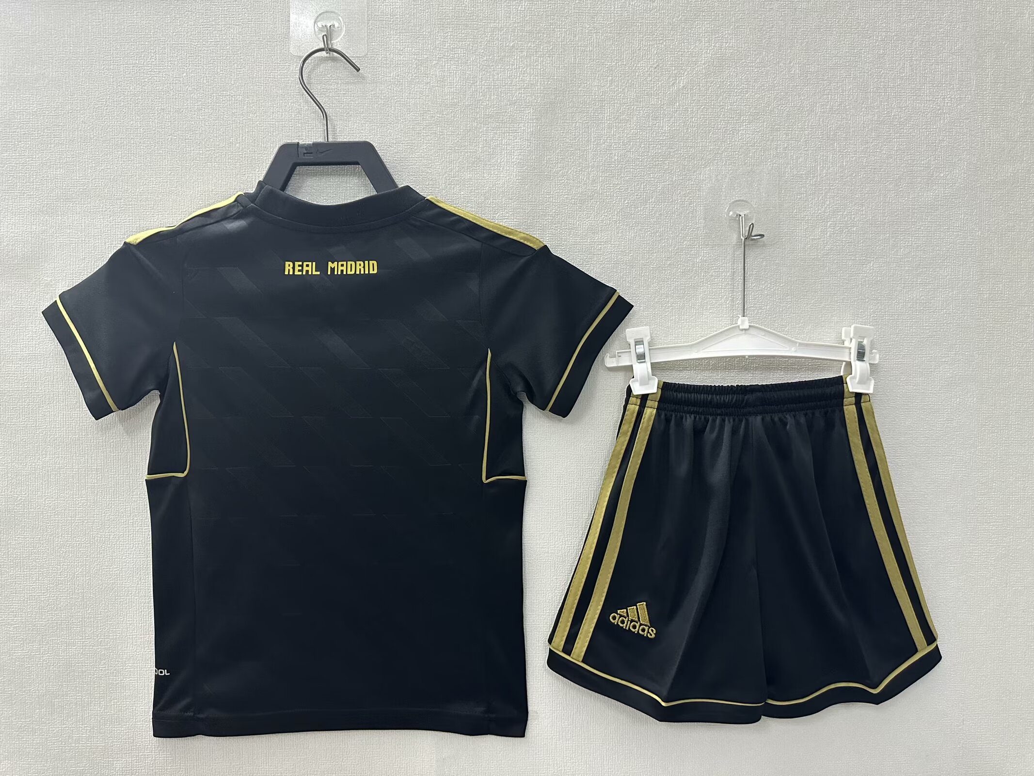 2011/12 Real Madrid Away Retro - Kids Kit