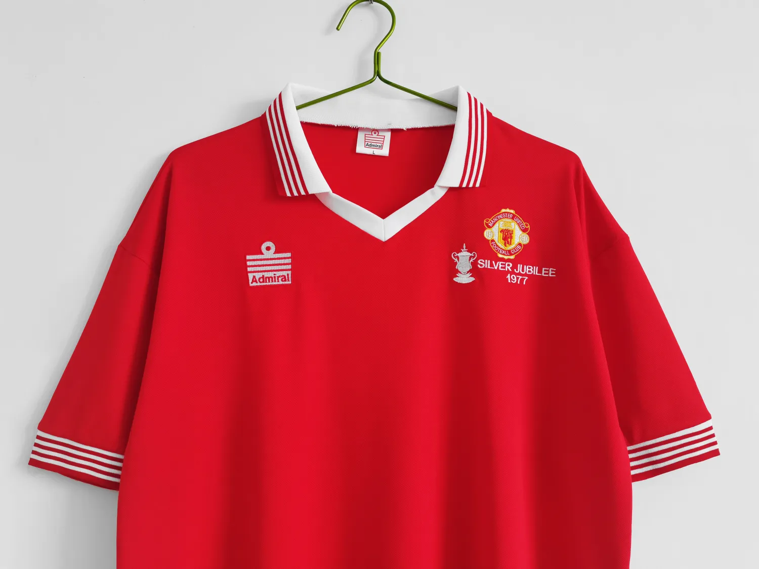 1977 Manchester United home retro jersey