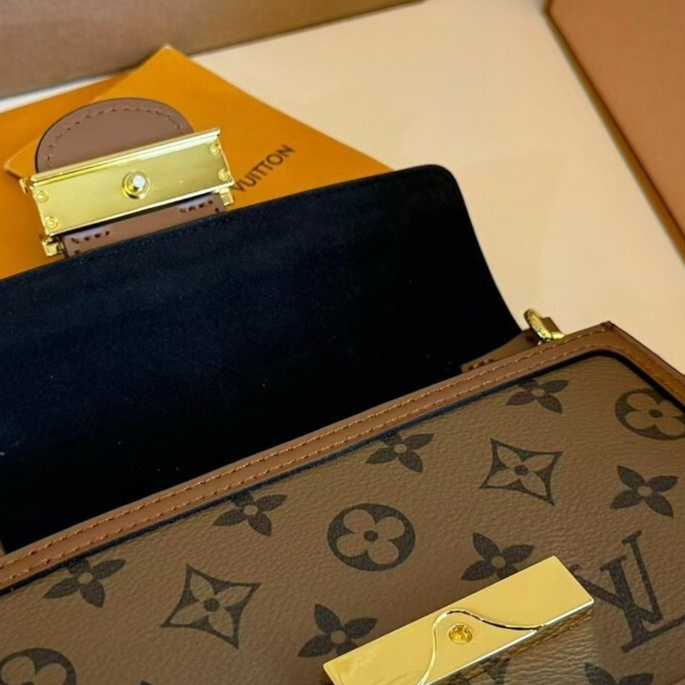 Louis Vuitton Dauphine Chain 7.8 Inches M68746