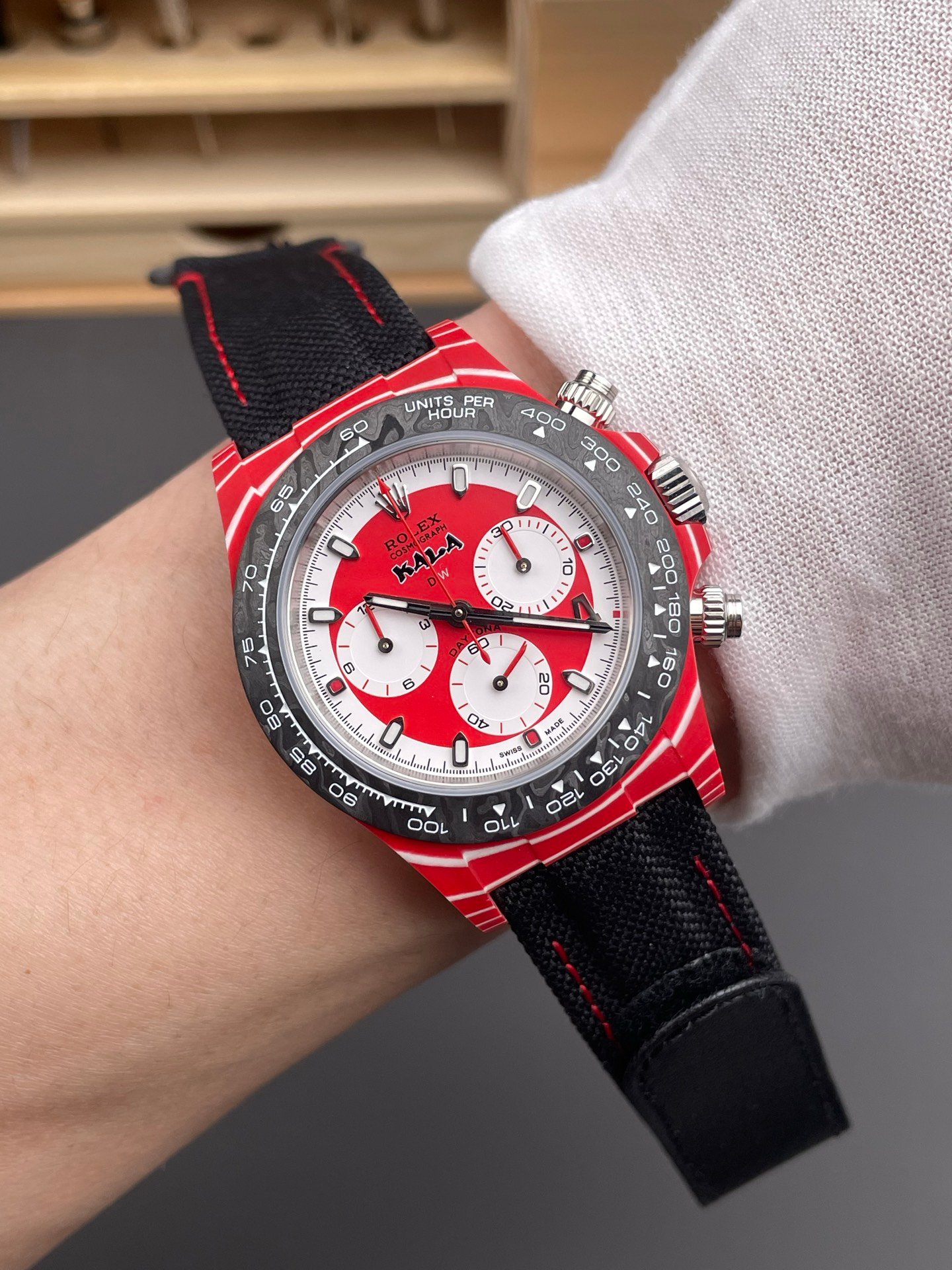Rolex Daytona Caesar Carbon