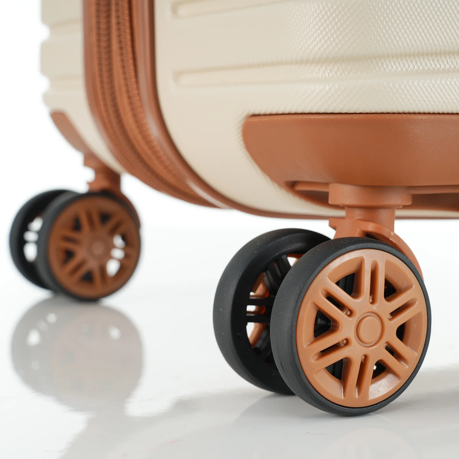 Kojooin 4 Piece Hardshell Expandable Suitcase Set with TSA Lock and Spinner Wheels, Chocolate