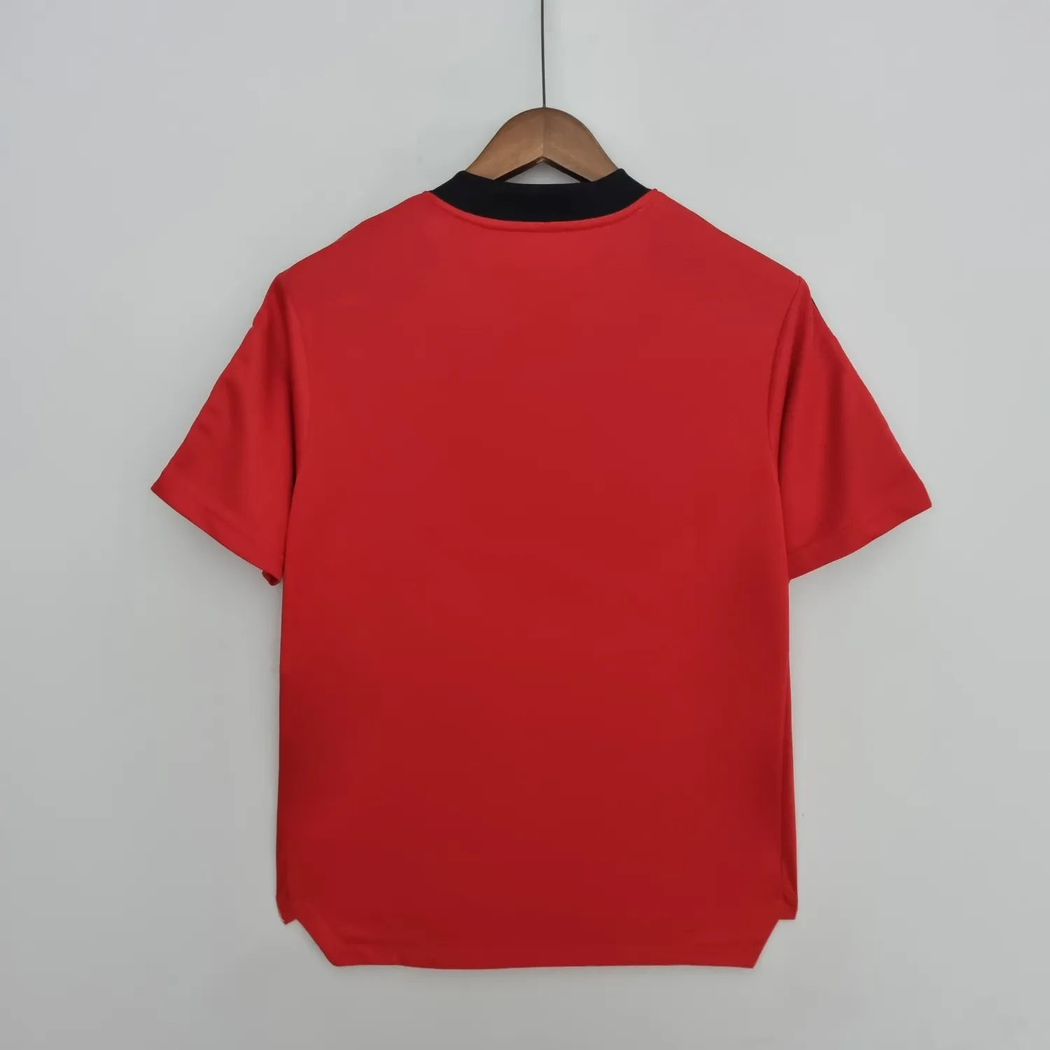 2022/2023 Manchester United training red jersey - Fans Edition