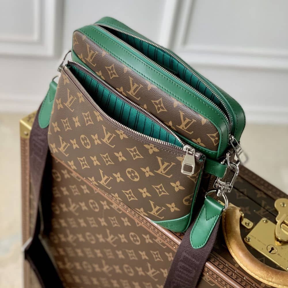 Louis Vuitton Trio Messenger Bag Green 9.8 Inches M12766