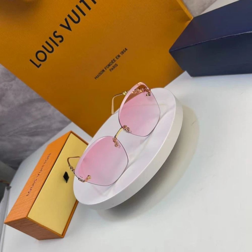 Louis Vuitton LV Jewel Round Cat Eye Sunglasses Pink Gold Z2682U