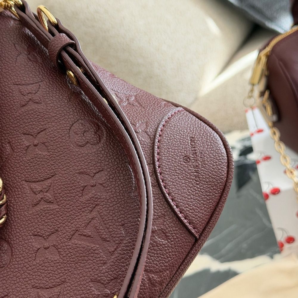 Louis Vuitton Boulogne PM Red 11.4 Inches M25827