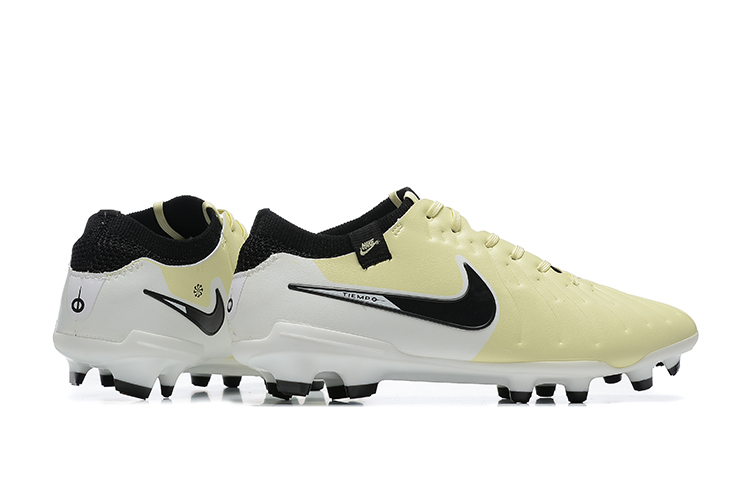 Tiempo Legend 10 Elite FG Football Shoes