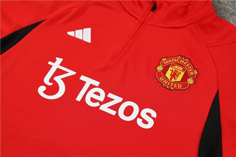 2023/2024 Manchester United Half Pull Training Wear Red Football Shirt 1:1 Thailand Quality Suit