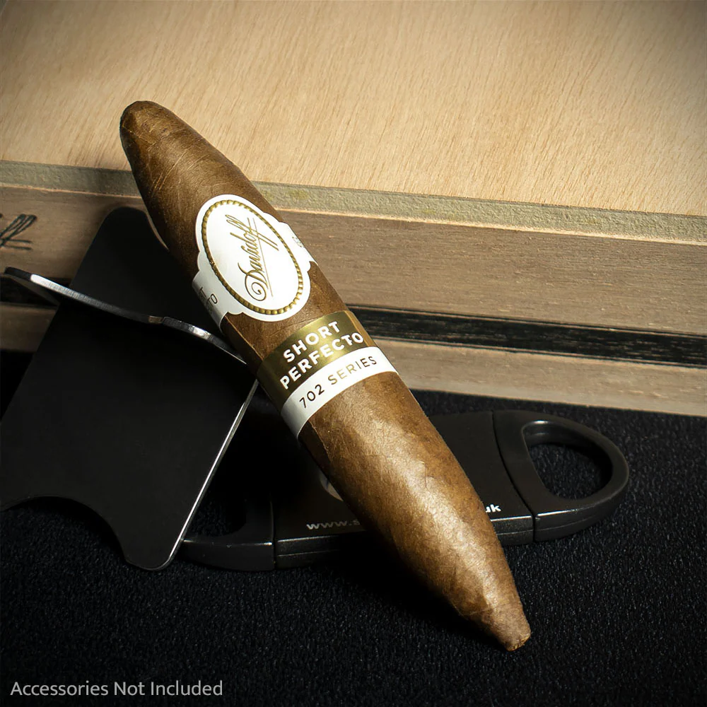 Davidoff 702 Series Aniversario Limited Edition Short Perfecto Cigar - Single