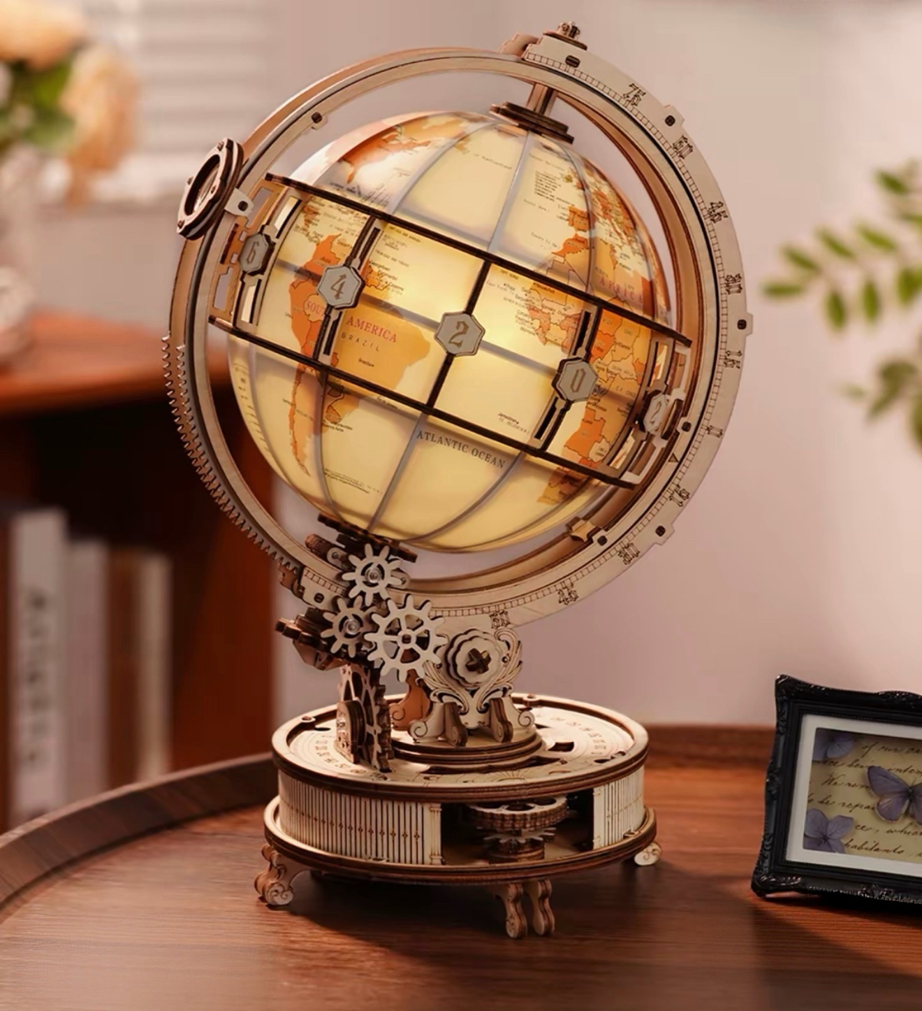 Hand‑Assembled Mechanical Globe Lamp