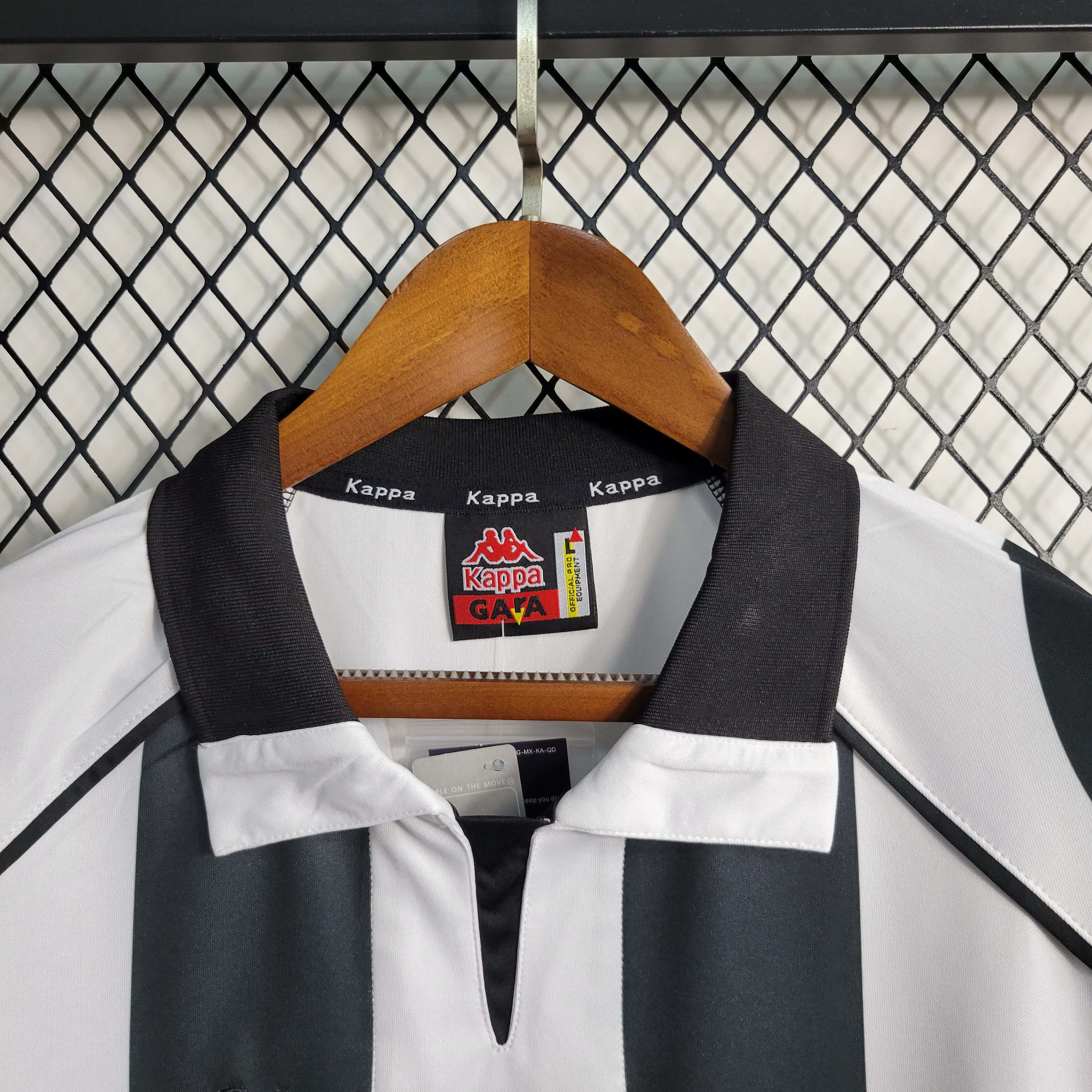 1997/98 Juventus Home Retro Shirt-Fans Edition