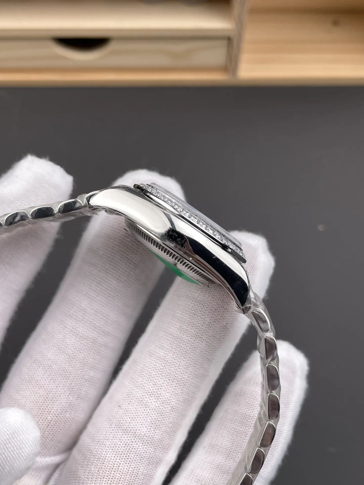 Rolex Datejust Mother-of-Pearl Ladies 28mm