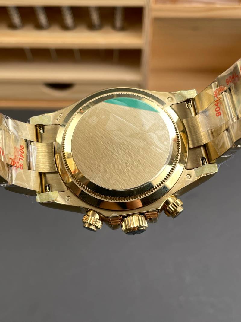 Rolex Daytona Middle East Gold Green