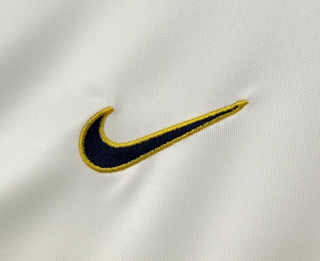 1996/97 Boca Away Retro Jersey - Fans Edition