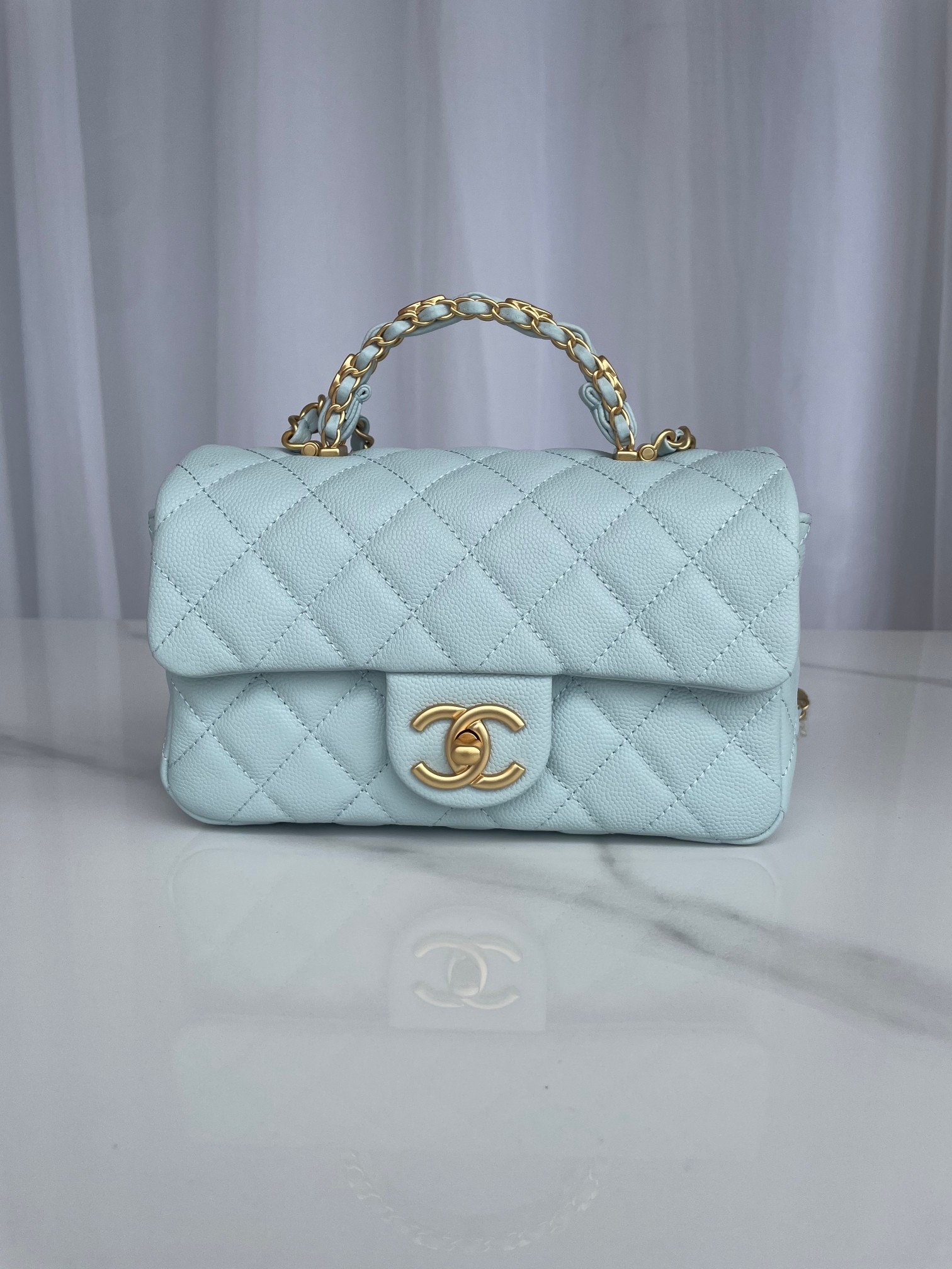 [10A] Chanel Flap Bag
