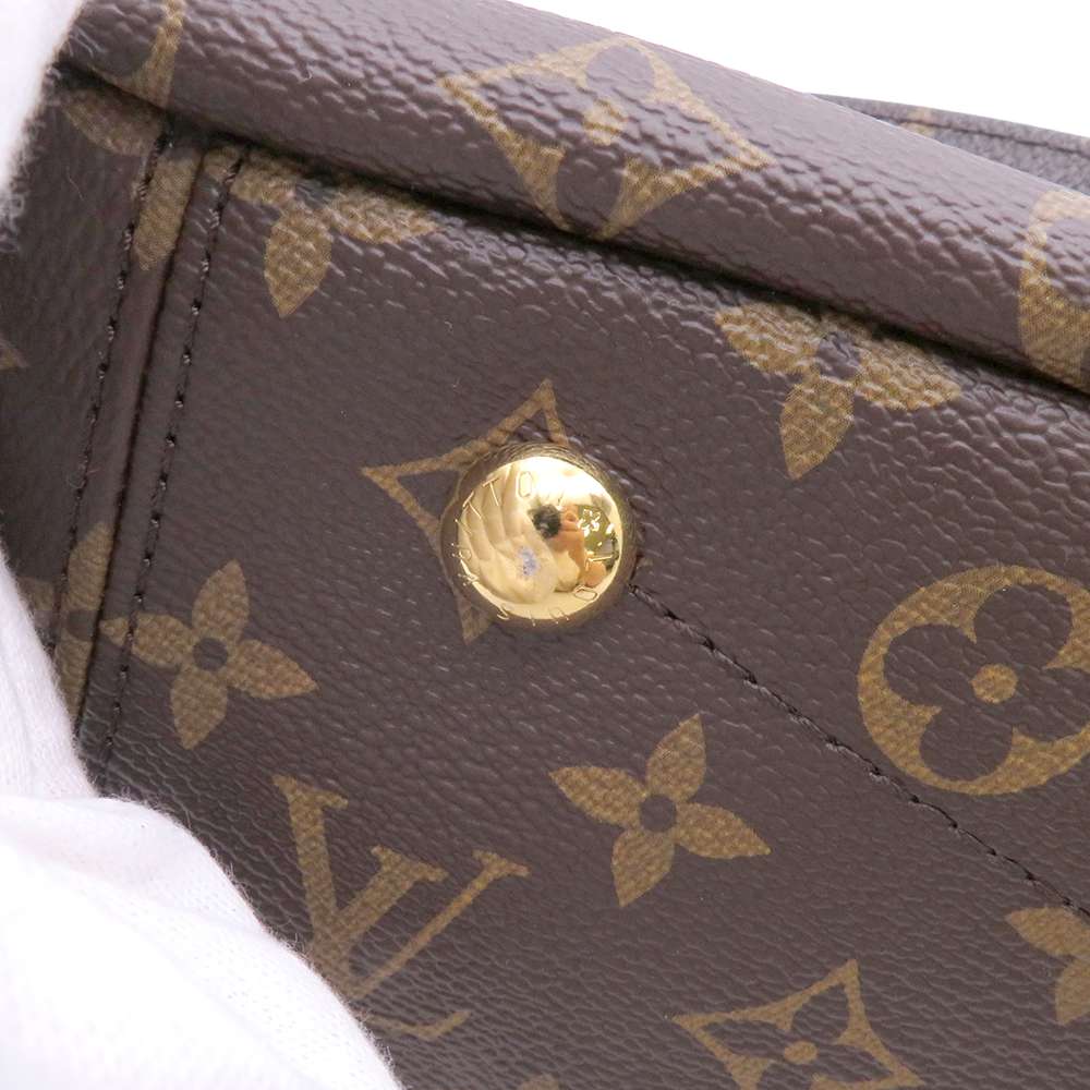 Monogram Canvas Pallas  Litchi