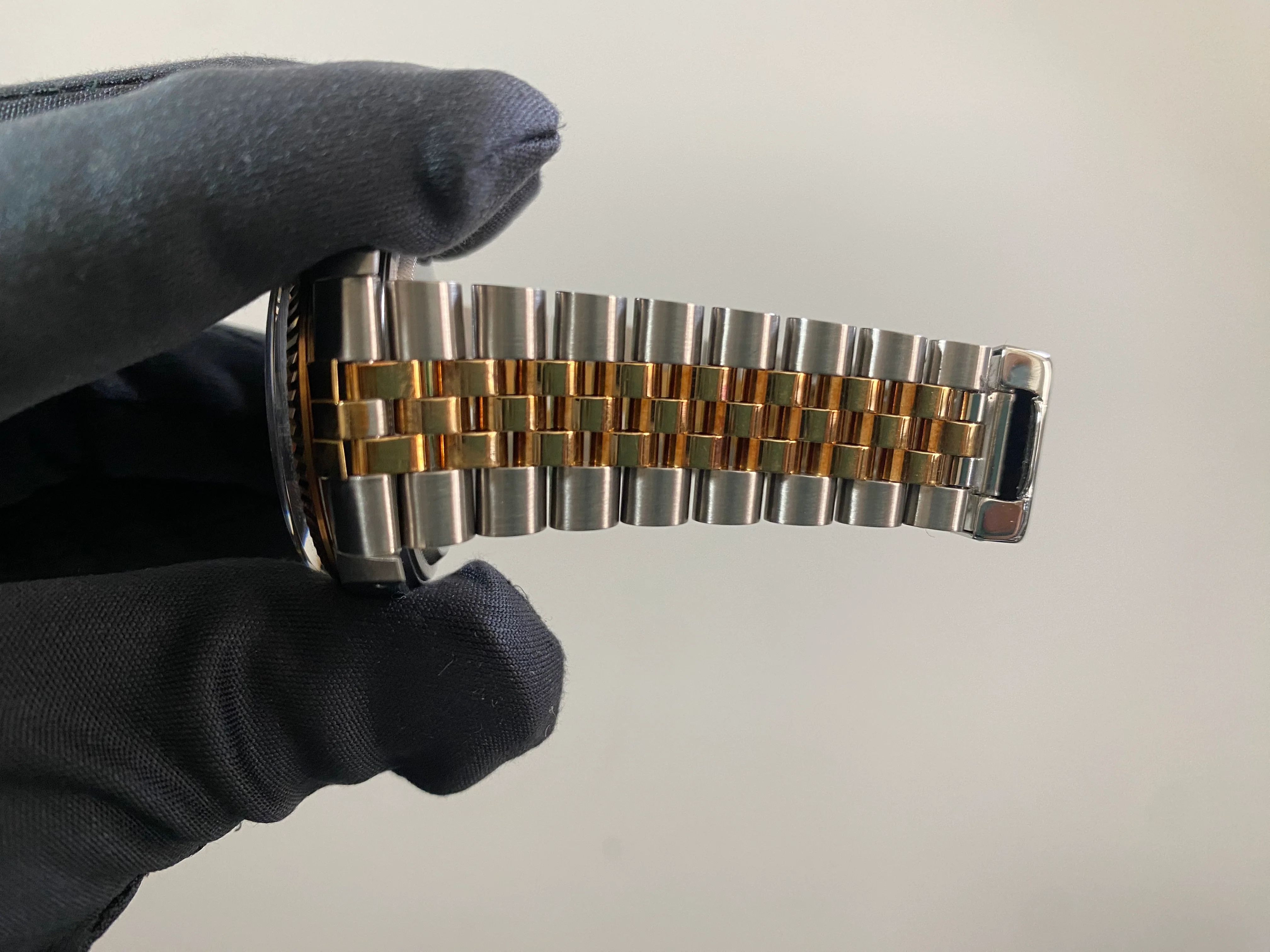 Rolex Steel and Yellow Gold Datejust 36 - 1987 - Fluted Bezel - Champagne Index Dial - Jubilee Bracelet - 16013 *UNPOLISHED*