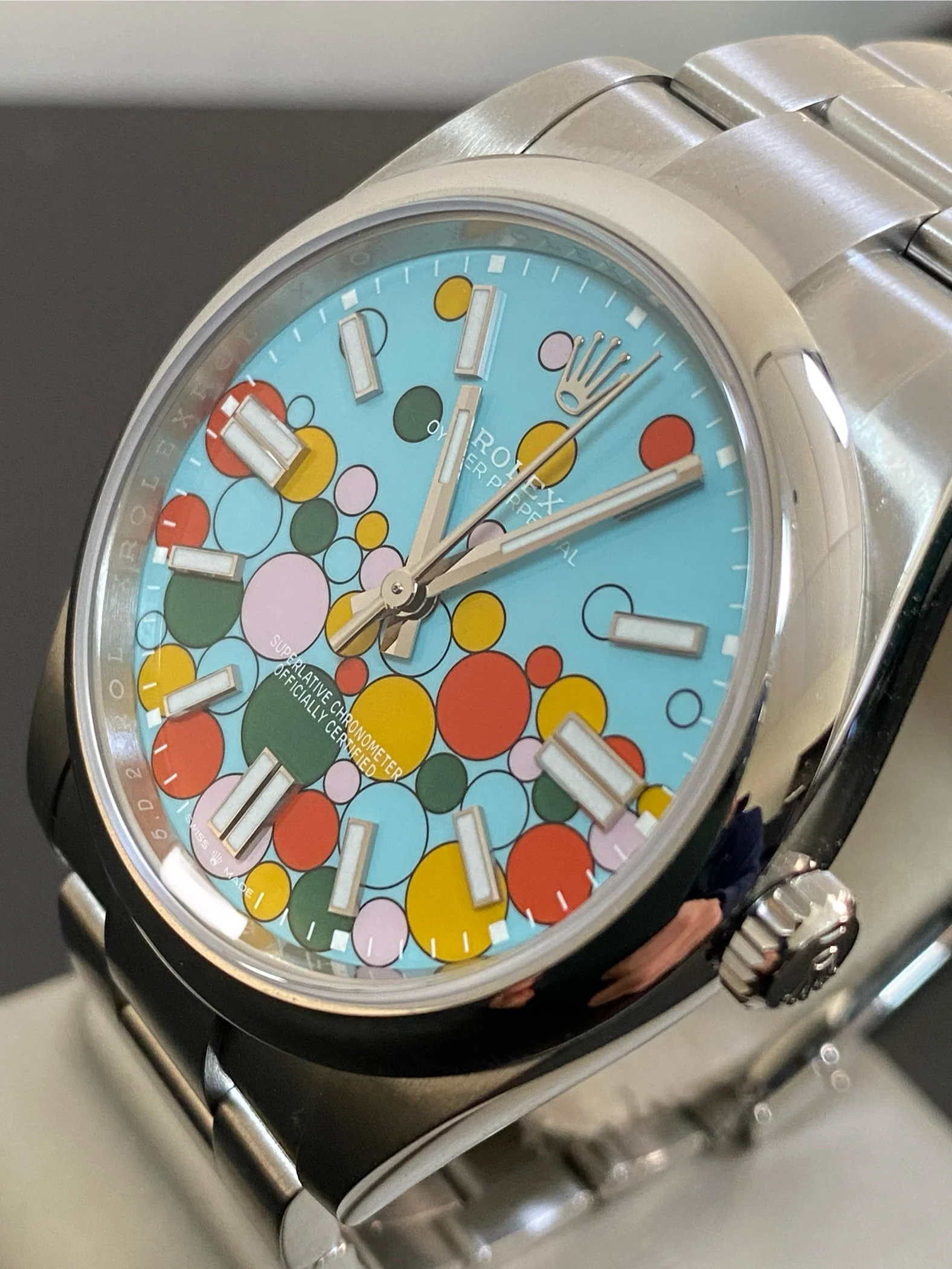 Rolex Oyster Perpetual 41 - Domed Bezel - Turquoise Blue Celebration-Motif Dial - Oyster Bracelet - 124300 *FULL SET*