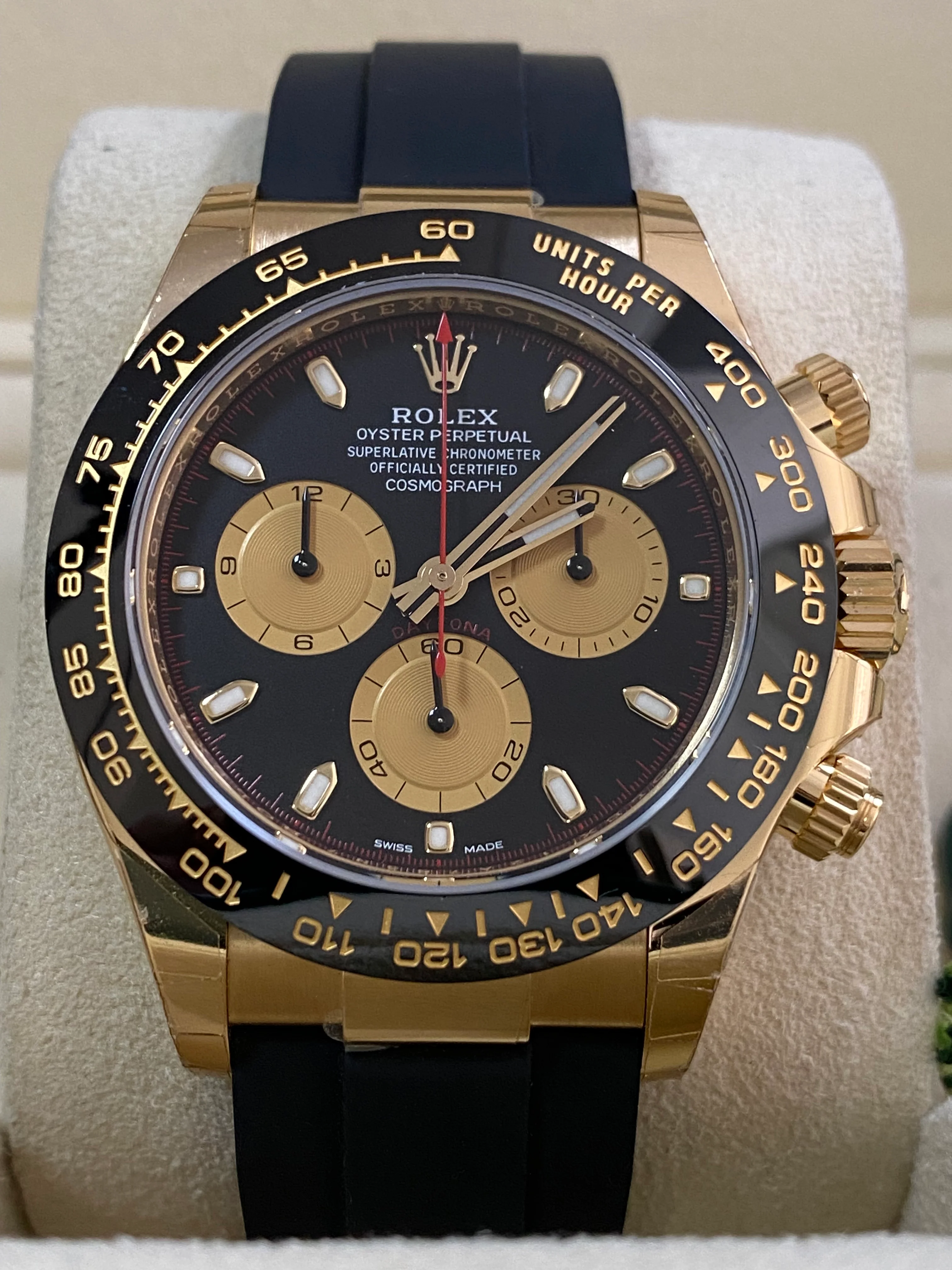 Rolex Yellow Gold Cosmograph Daytona - 2023 - 