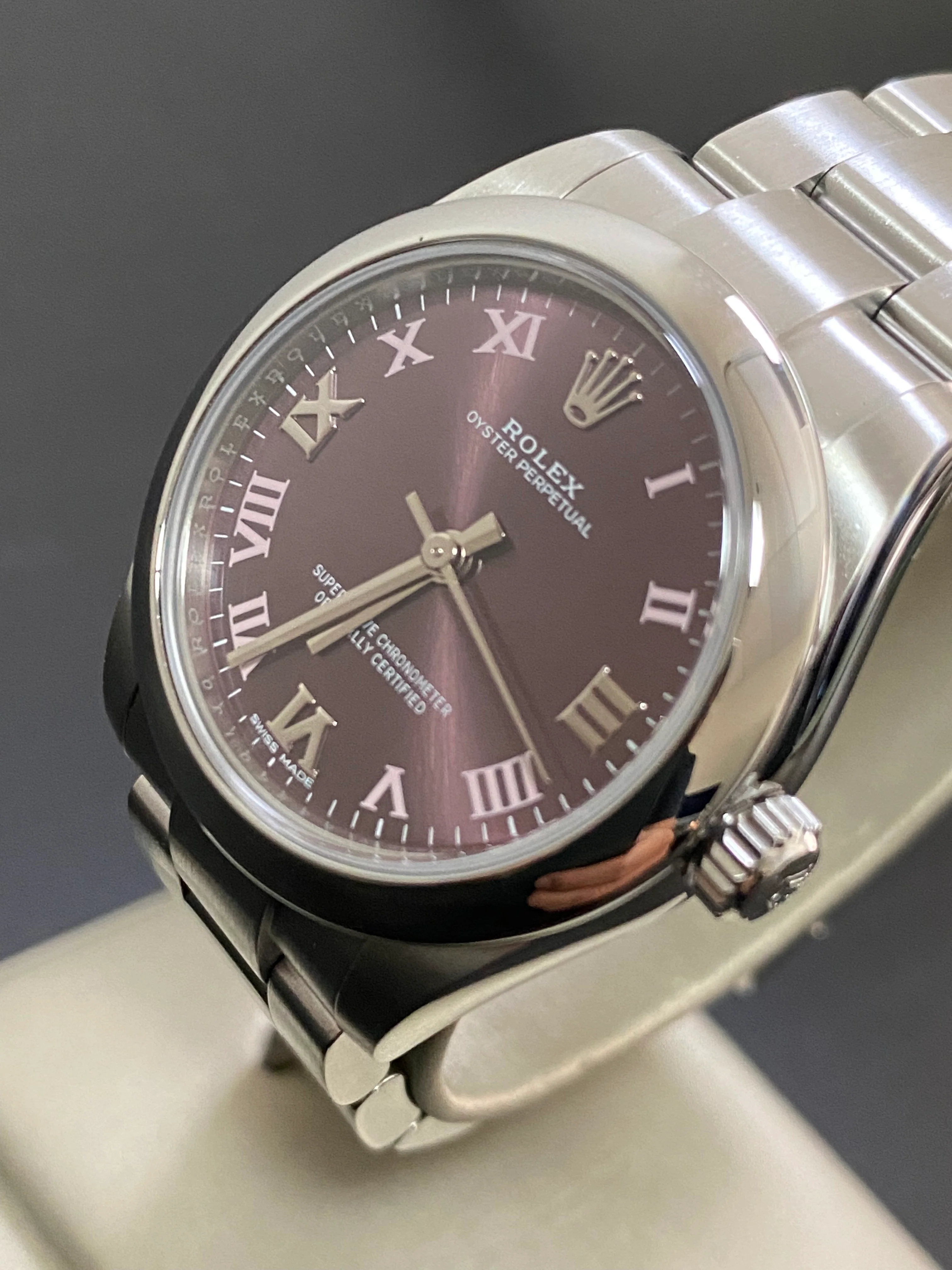 Rolex Oyster Perpetual 31 - 2018 - Domed Bezel - Grape Dial - Oyster Bracelet - 177200 *FULL SET*