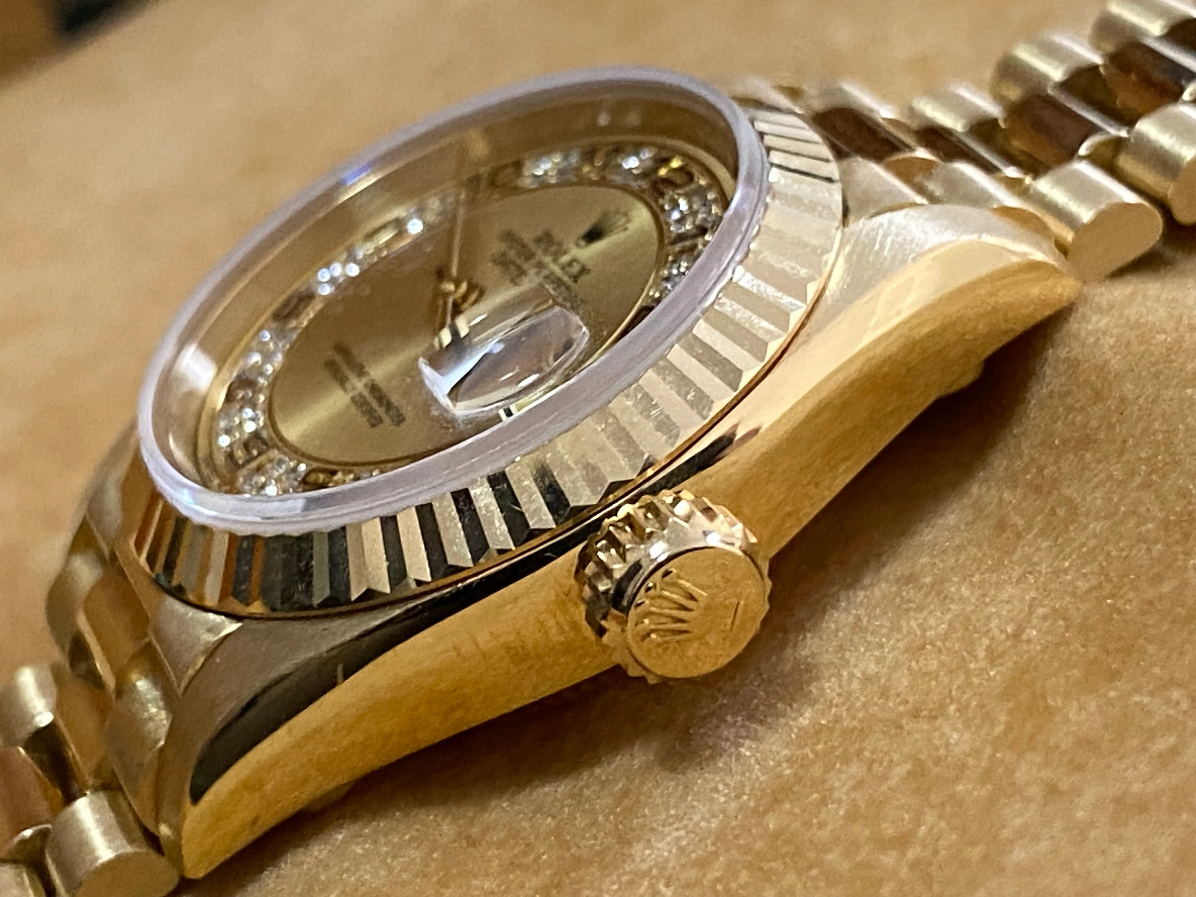 Rolex Yellow Gold Lady-Datejust 26 - W serial - Fluted Bezel - Myriad Diamond Dial - President Bracelet - 69178