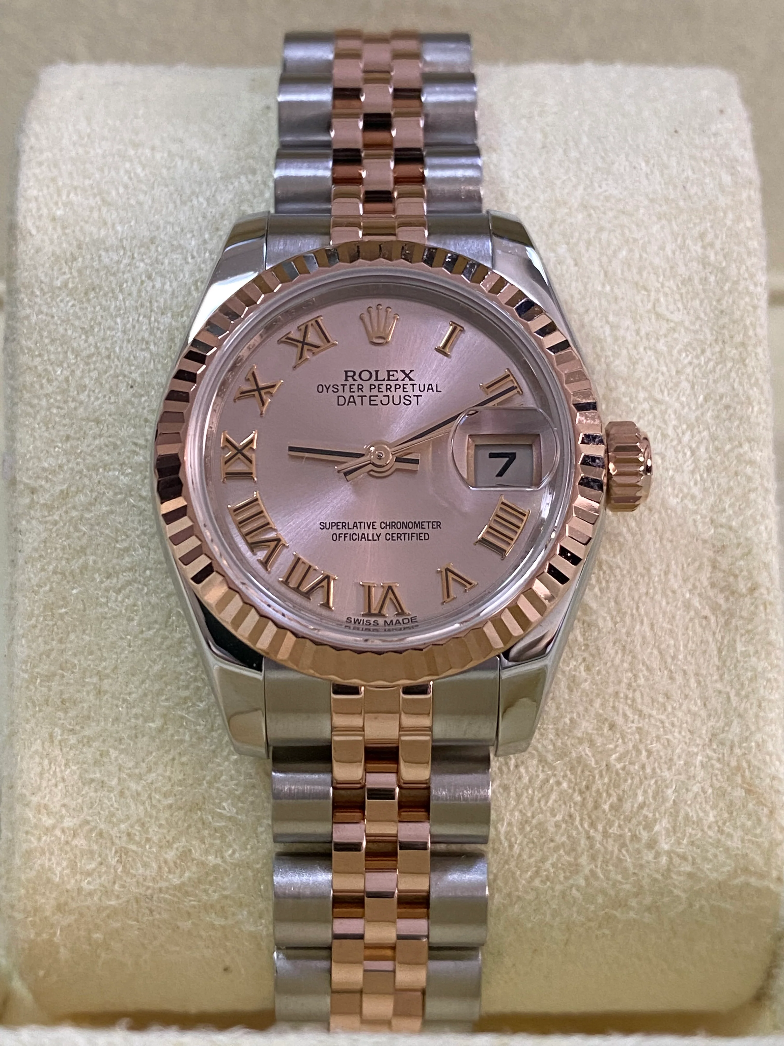 Rolex Everose Gold and Steel Lady-Datejust 26 - 2012 - Fluted Bezel - Pink Roman Dial - Jubilee Bracelet - 179171