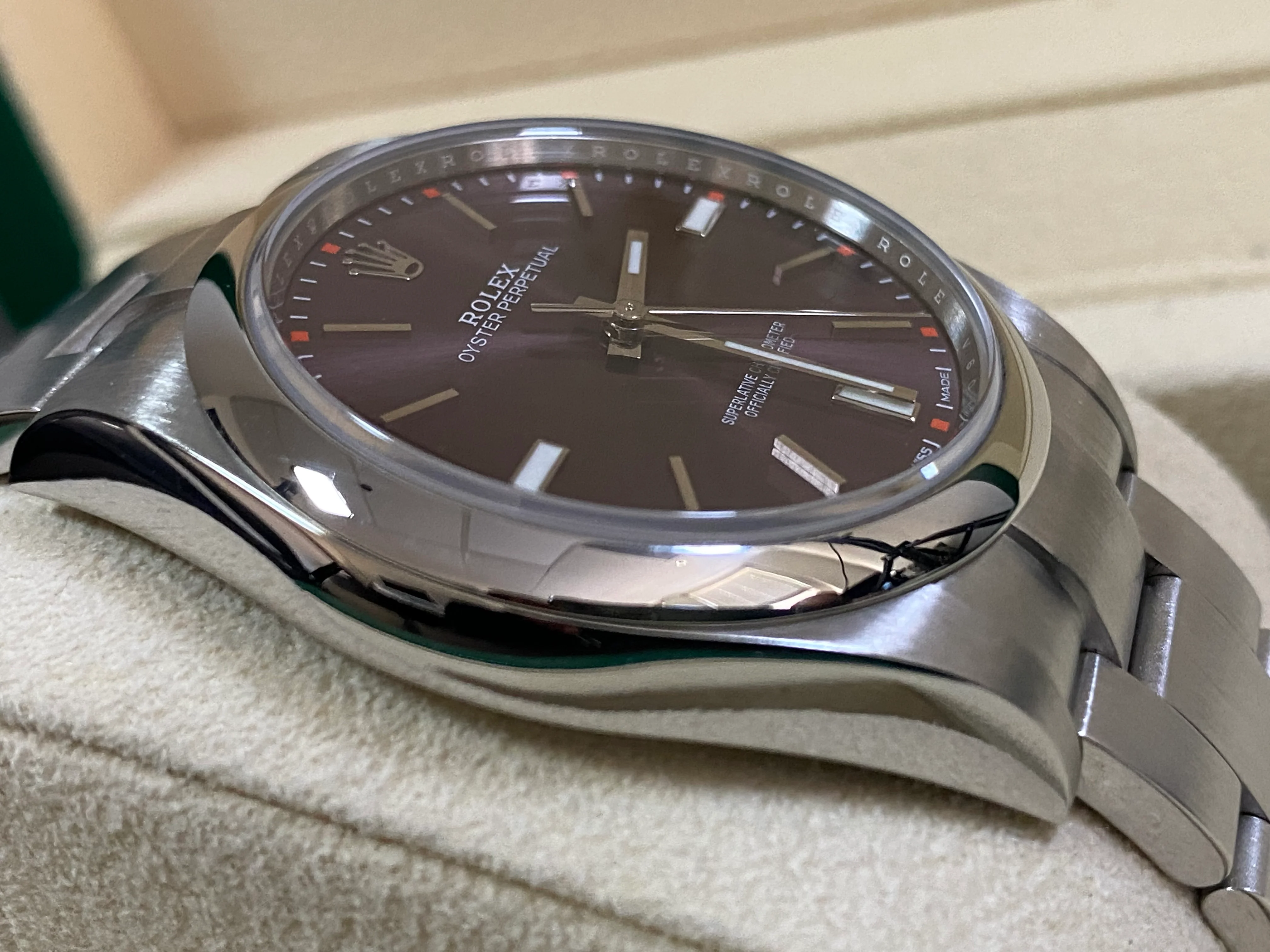 Rolex Steel Oyster Perpetual 39 - Domed Bezel - Grape Index Dial - 114300 COMPLETE SET