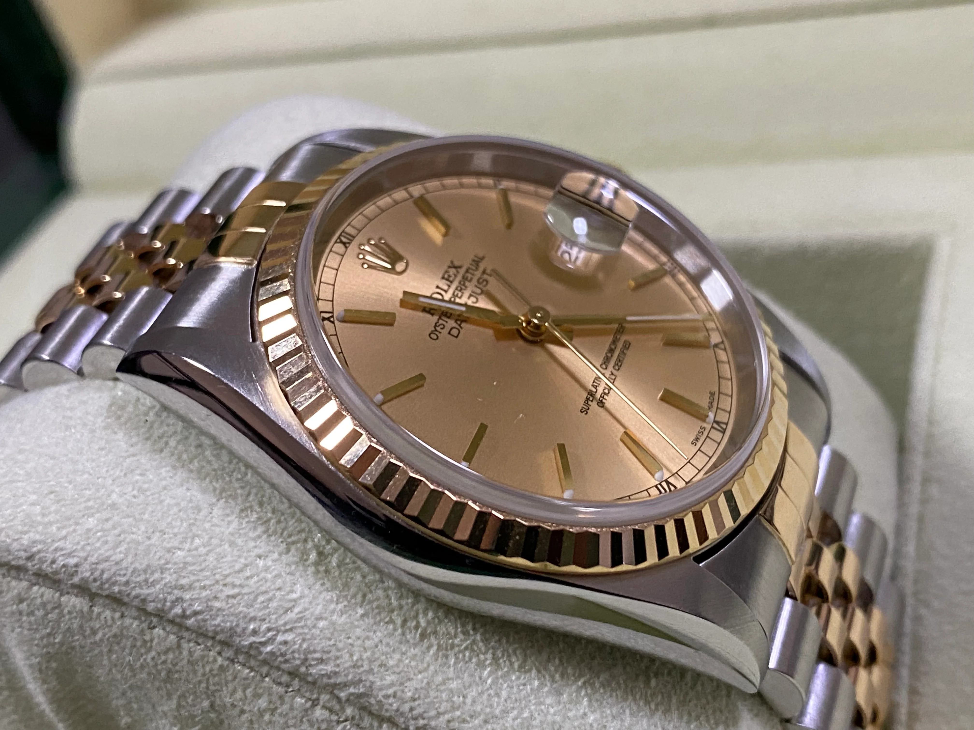 Rolex Steel and Yellow Gold Datejust 36 - P Serial - Fluted Bezel - Champagne Index Dial - Jubilee Bracelet - 16233