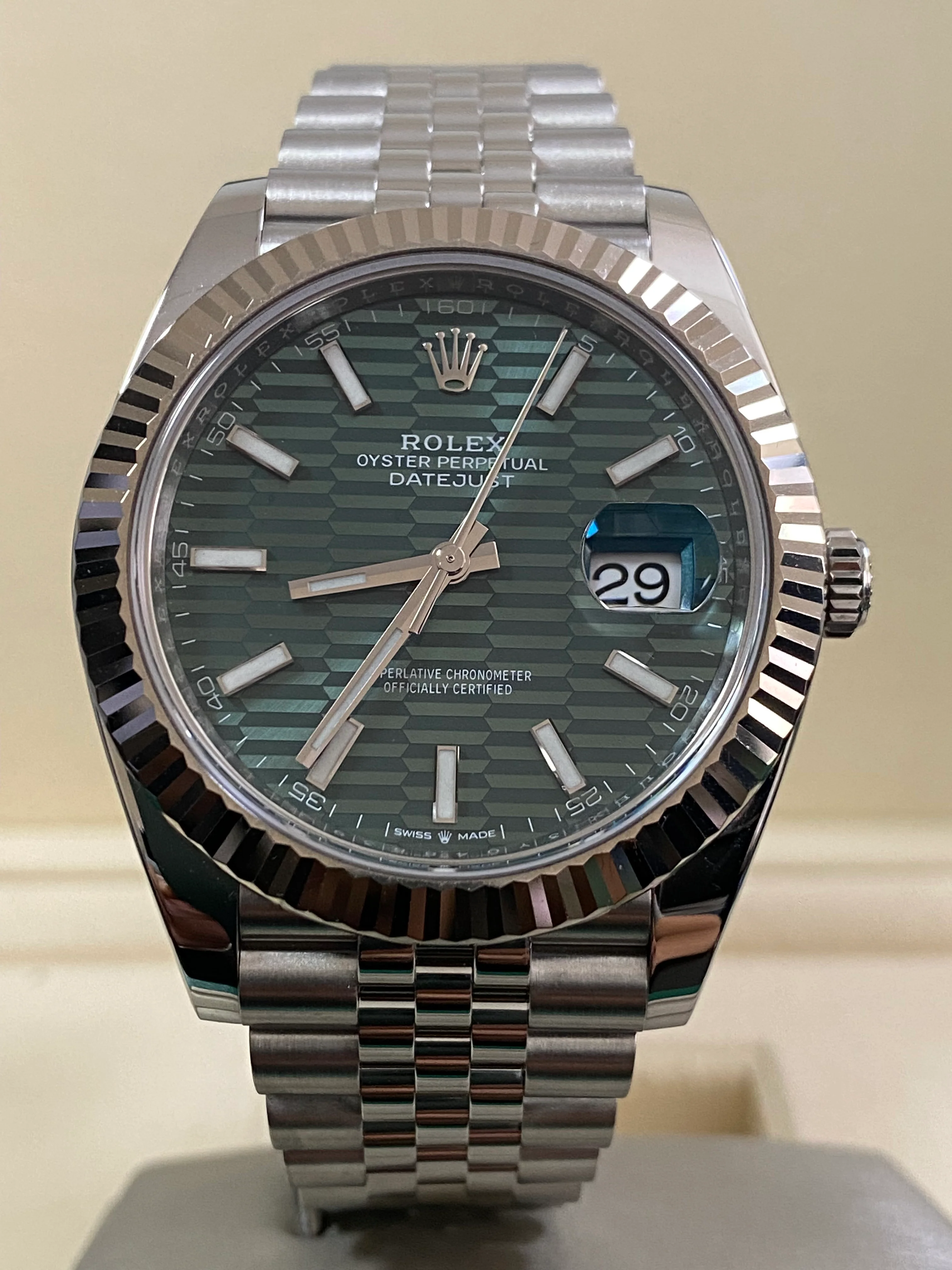 Rolex Steel and White Gold Datejust 41 - 2022 - Fluted Bezel - Mint Green Fluted-Motif Dial - Jubilee Bracelet - 126334 *FULL SET*