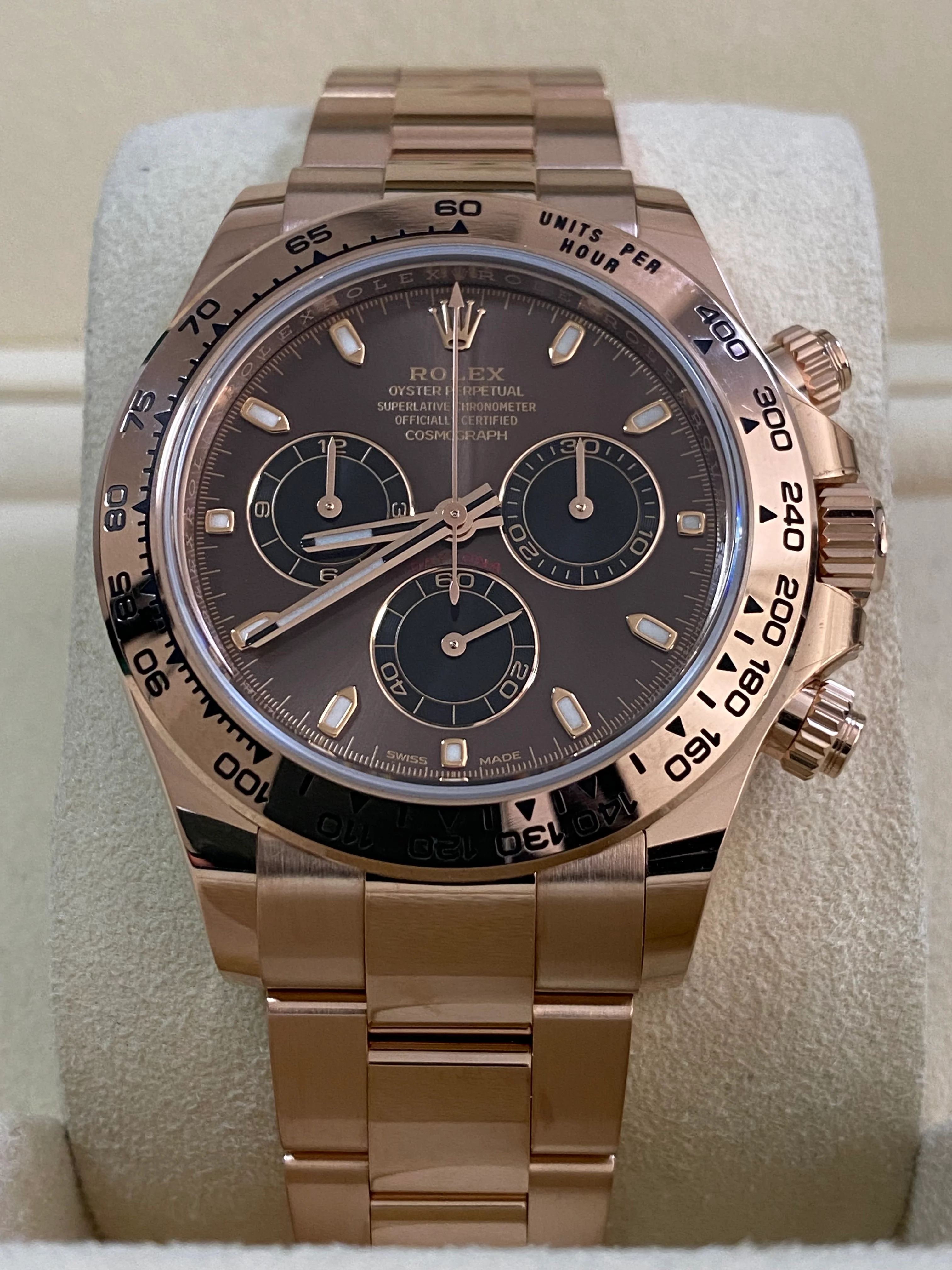 Rolex Everose Gold Cosmograph Daytona - 2020 - Chocolate Index Dial - 116505 *COMPLETE SET*