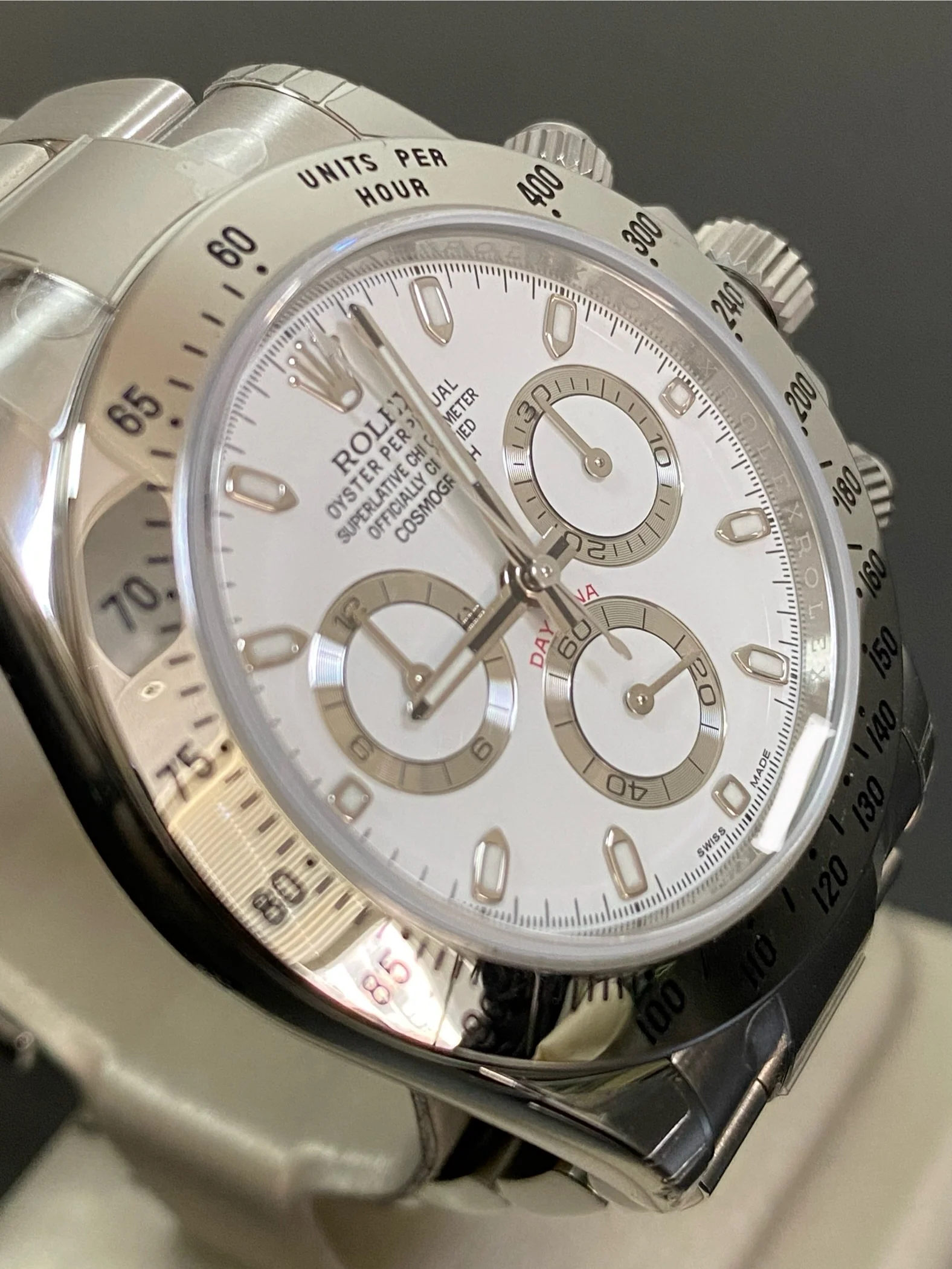 Rolex Steel Cosmograph Daytona - White Index Dial - 116520 - *FULL STICKERS*