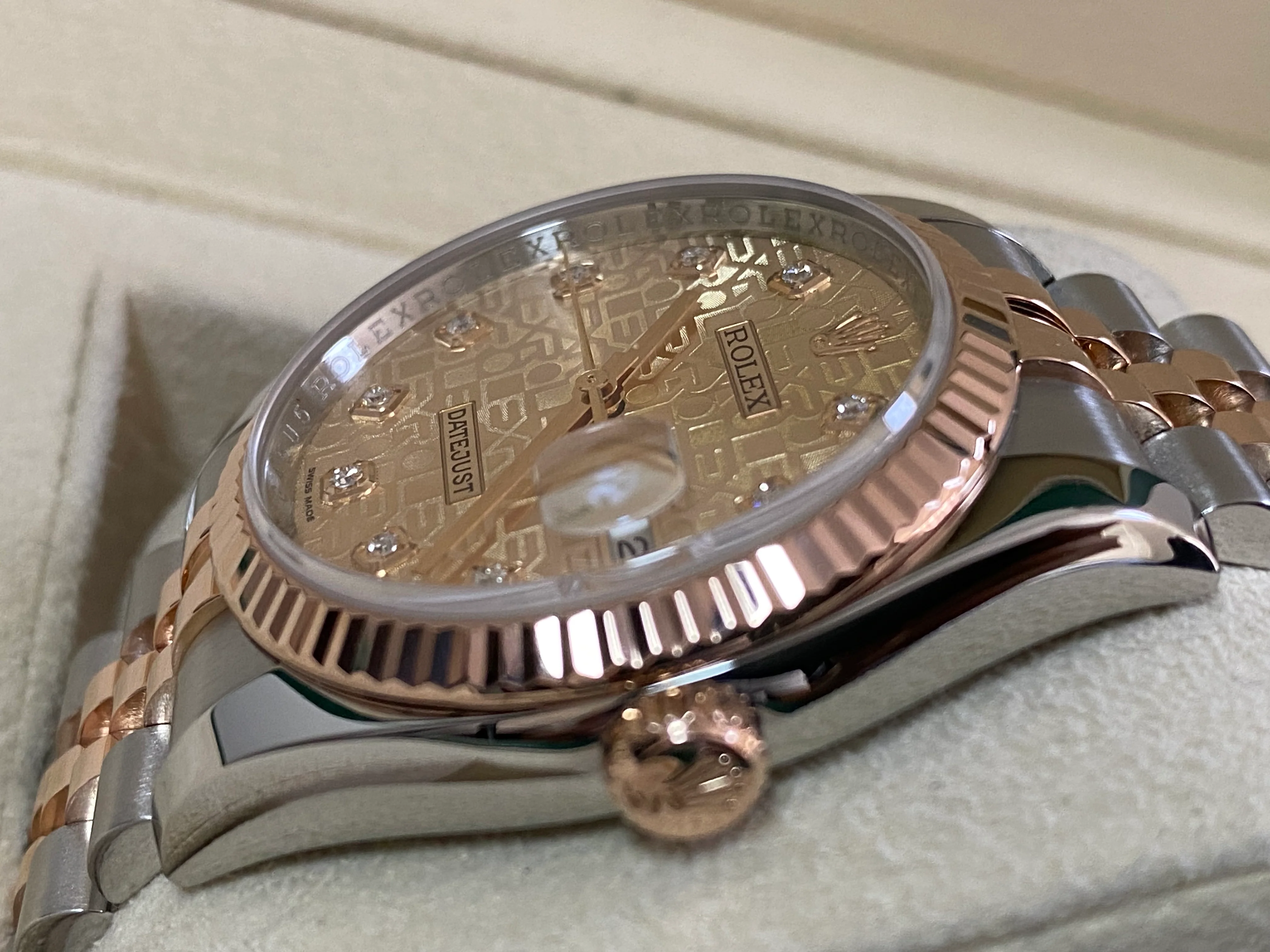 Rolex Steel and Everose Gold Datejust 36 - 2011 - Fluted Bezel - Anniversary Diamond Dial - Jubilee Bracelet - 116231 *FULL SET*