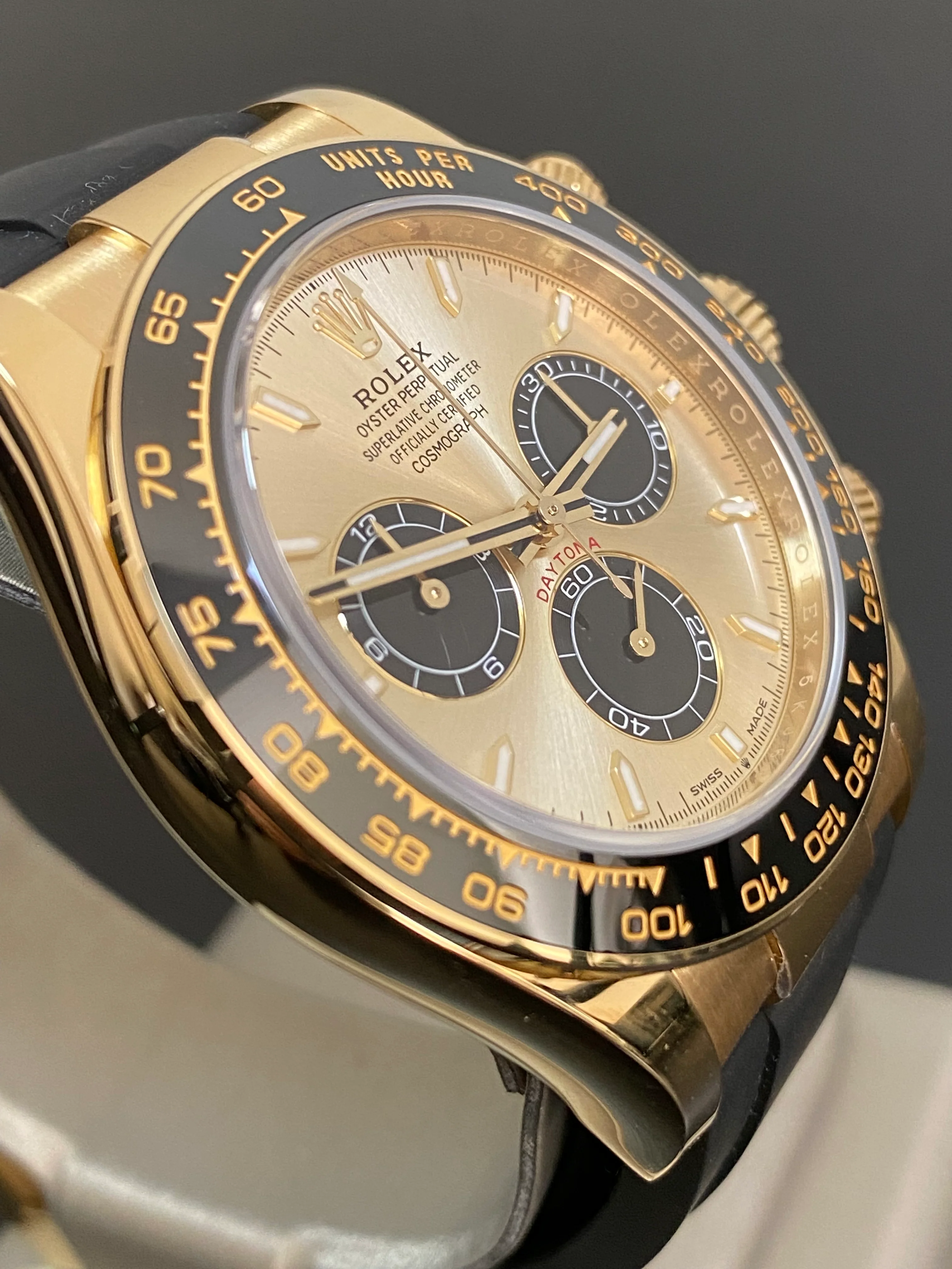 Rolex Yellow Gold Cosmograph Daytona - 2024 - YML 