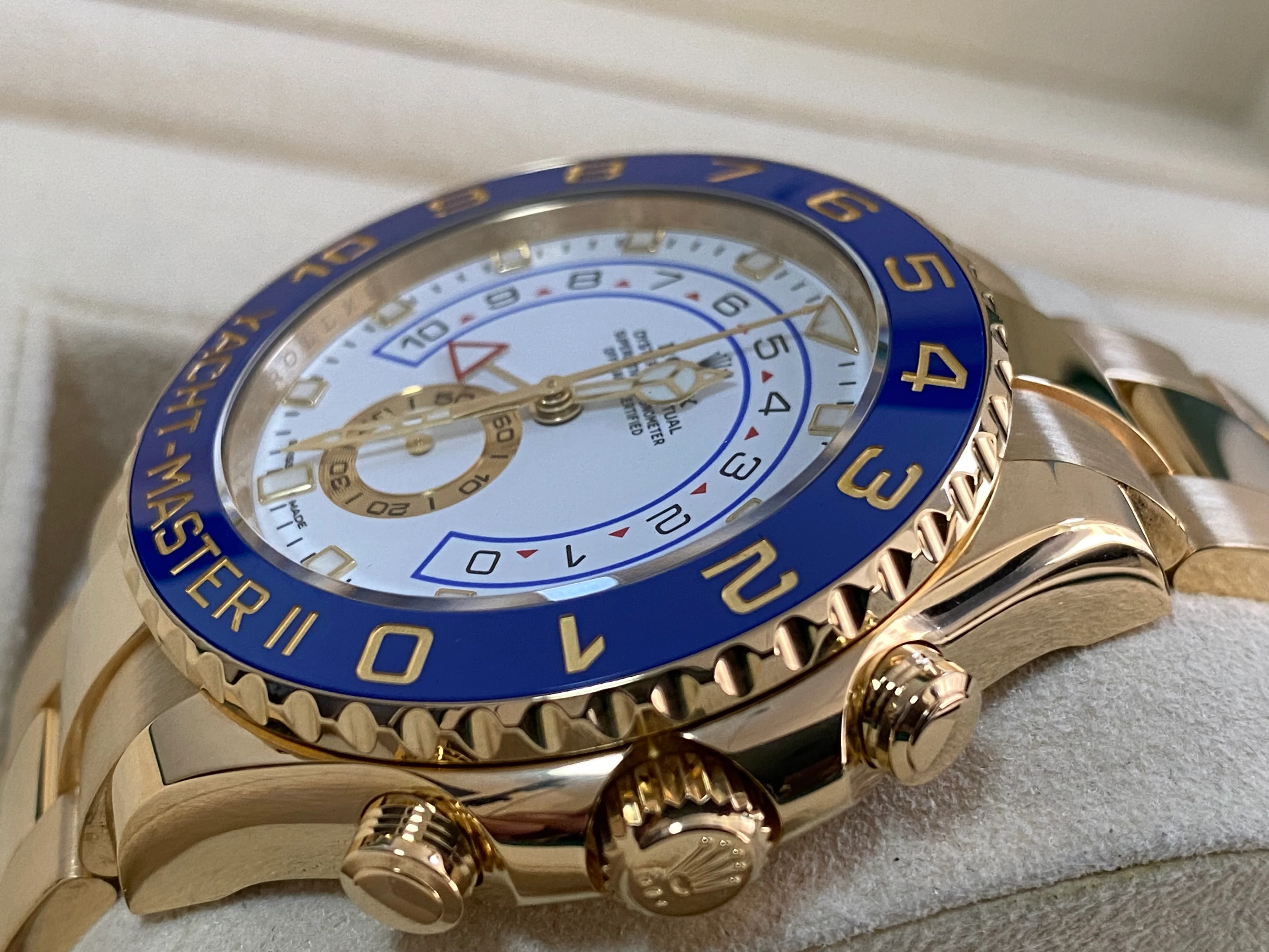 Rolex Yellow Gold Yacht-Master II - 2019 - White Dial - 116688 *FULL SET*