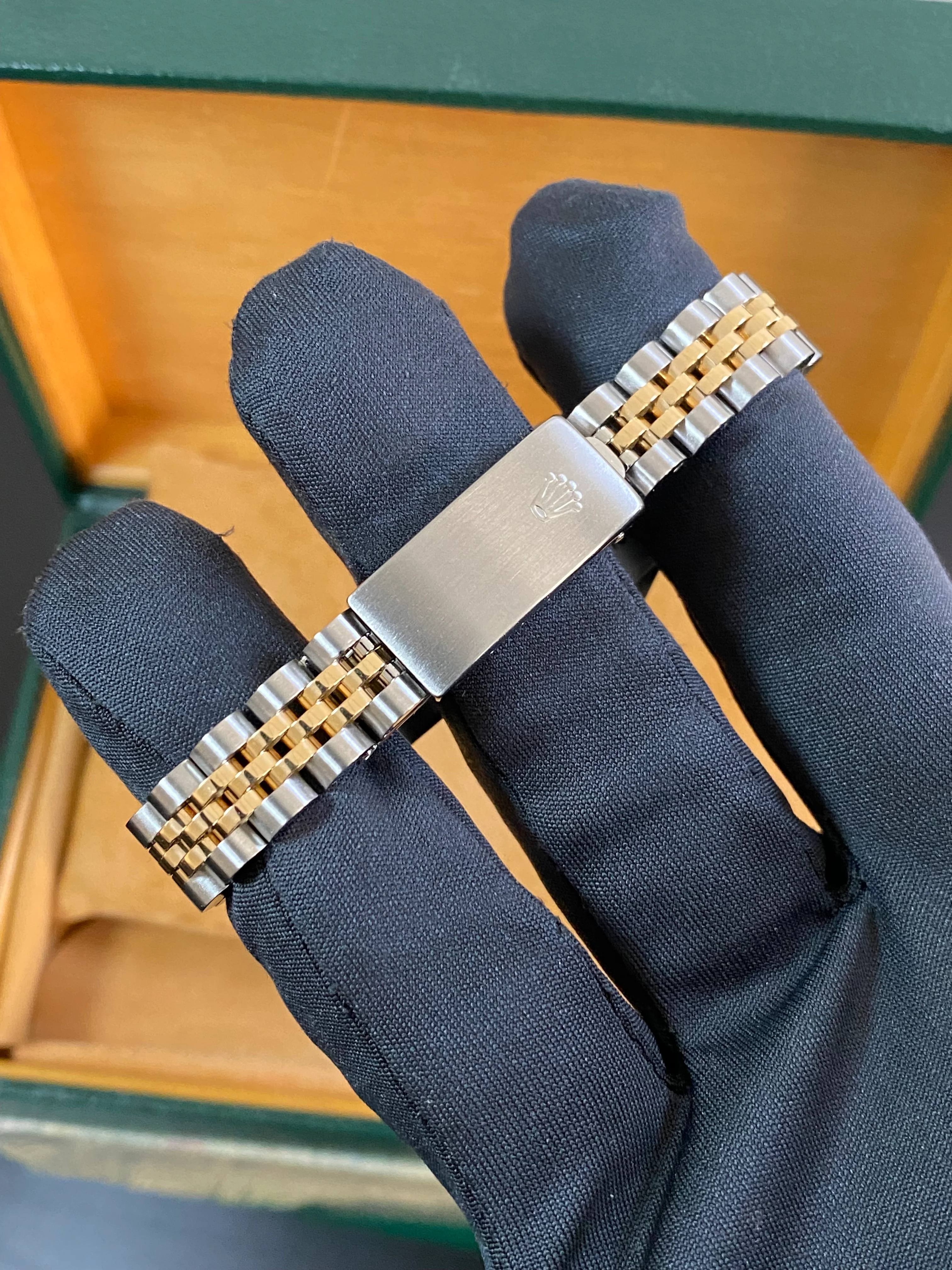 Rolex Steel and Yellow Gold Lady-Datejust - E serial- Fluted Bezel - Champagne Index Dial - Jubilee Bracelet - 69173