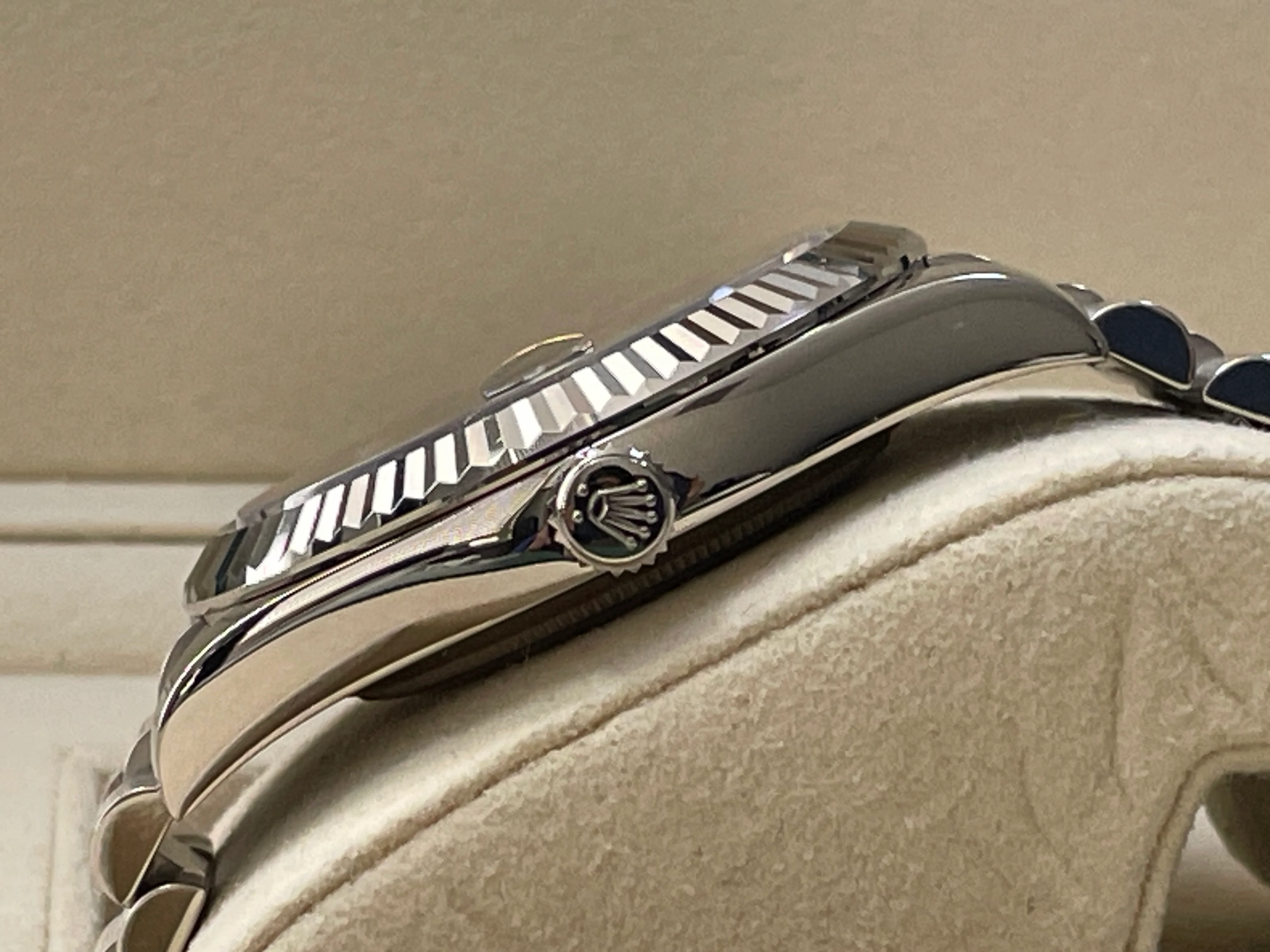 Rolex White Gold Day-Date II - 2017 - Fluted Bezel - Black Concentric Dial - President Bracelet - 218239