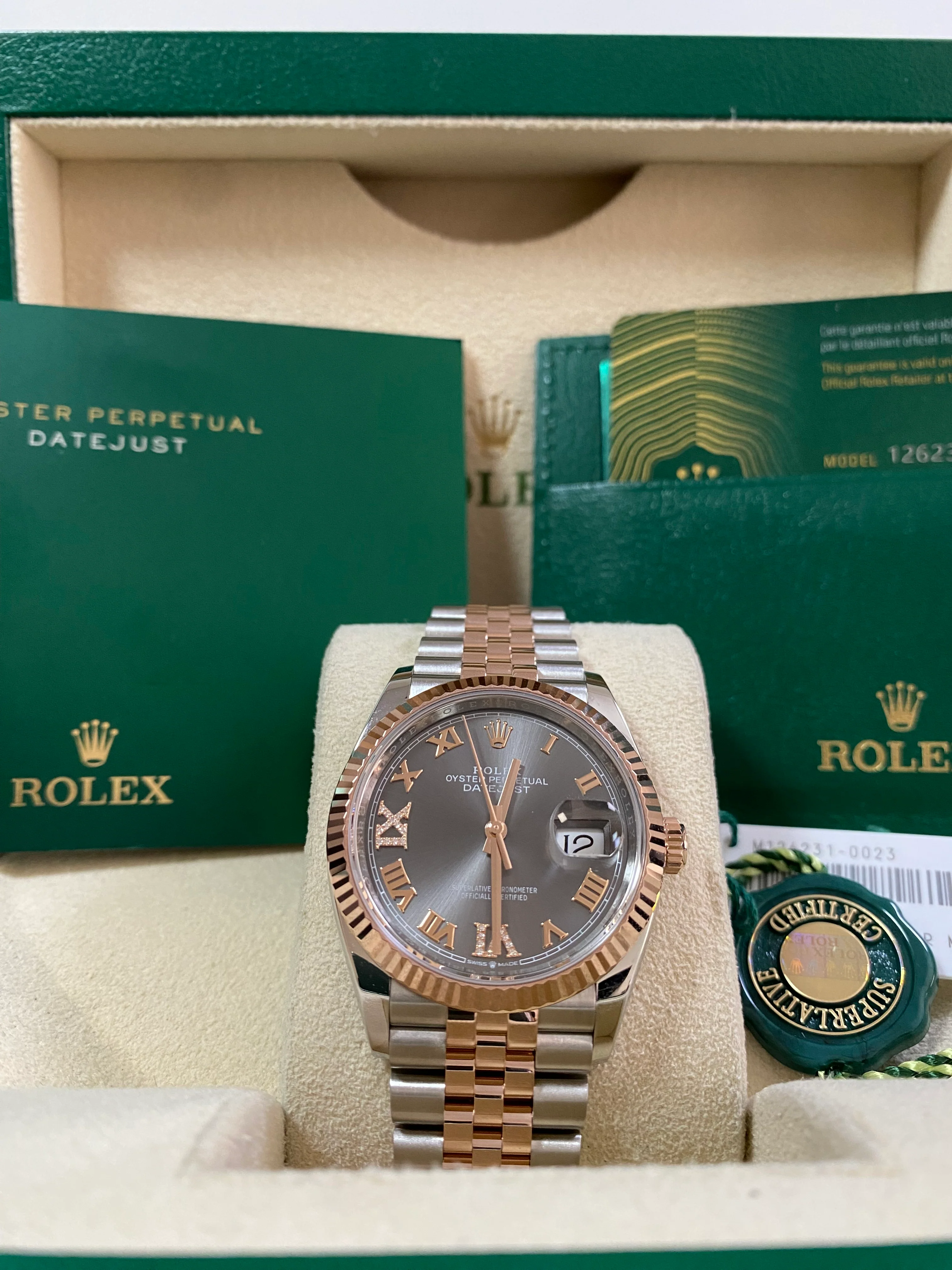 Rolex Everose Rolesor Datejust 36 - 2024 - Fluted Bezel - Dark Rhodium Roman Dial - Jubilee Bracelet - 126231 *FULL SET*