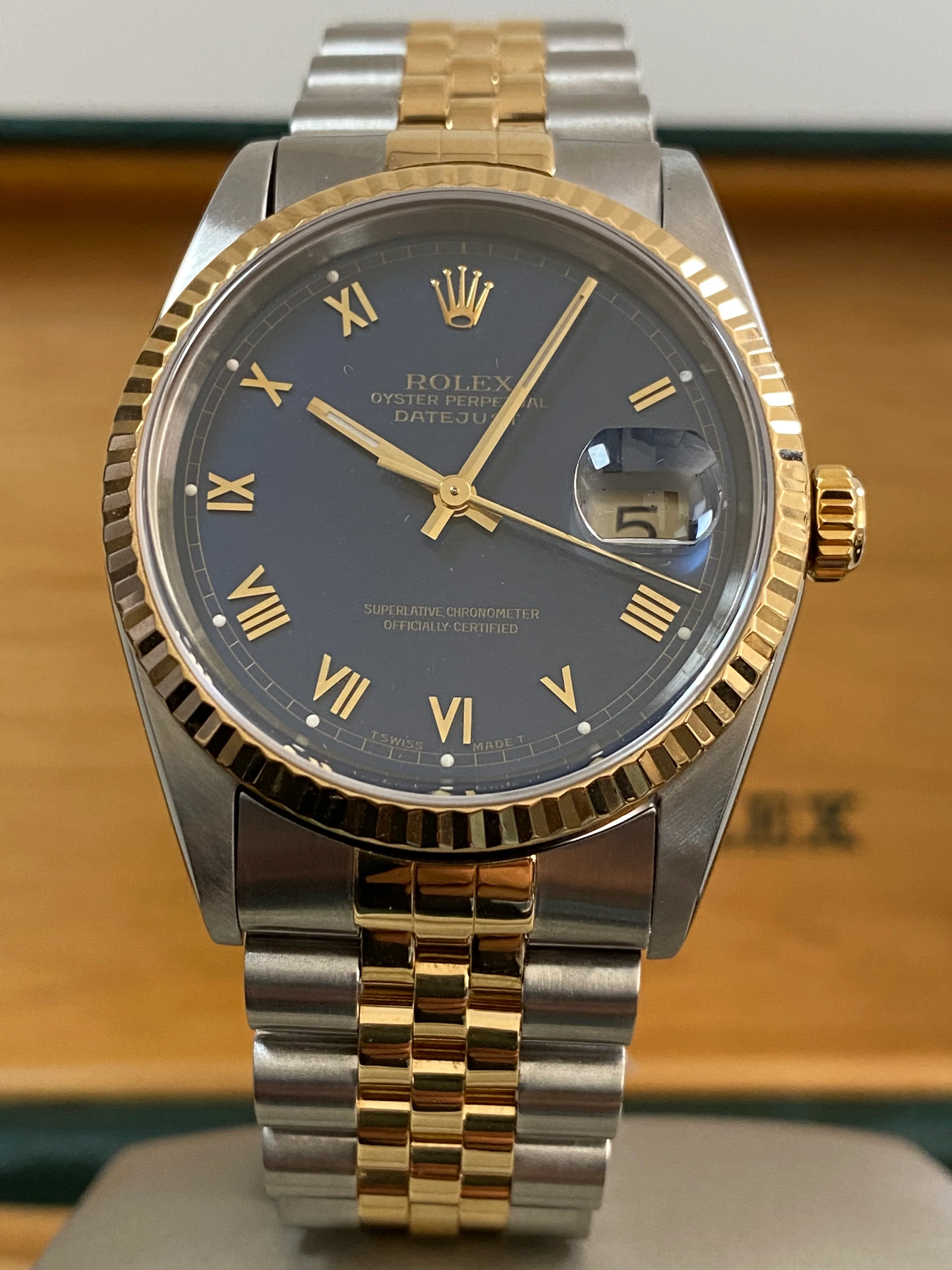 Rolex Steel and Yellow Gold Datejust 36 - W serial - Fluted Bezel - Blue Roman Dial - Jubilee Bracelet - 16233